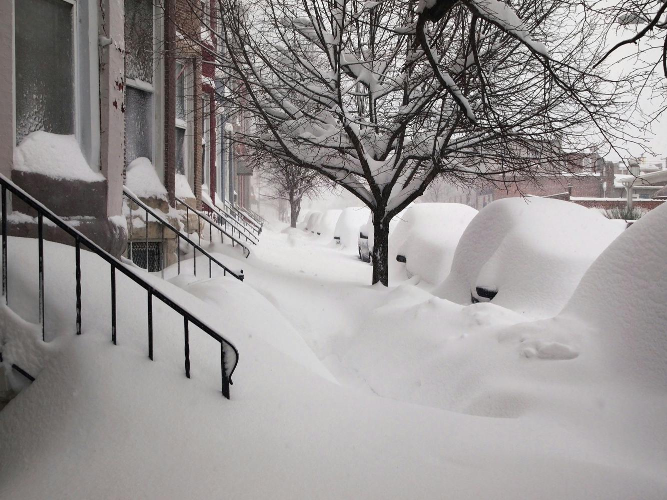 4 Essential Tips for Snowstorm Safety