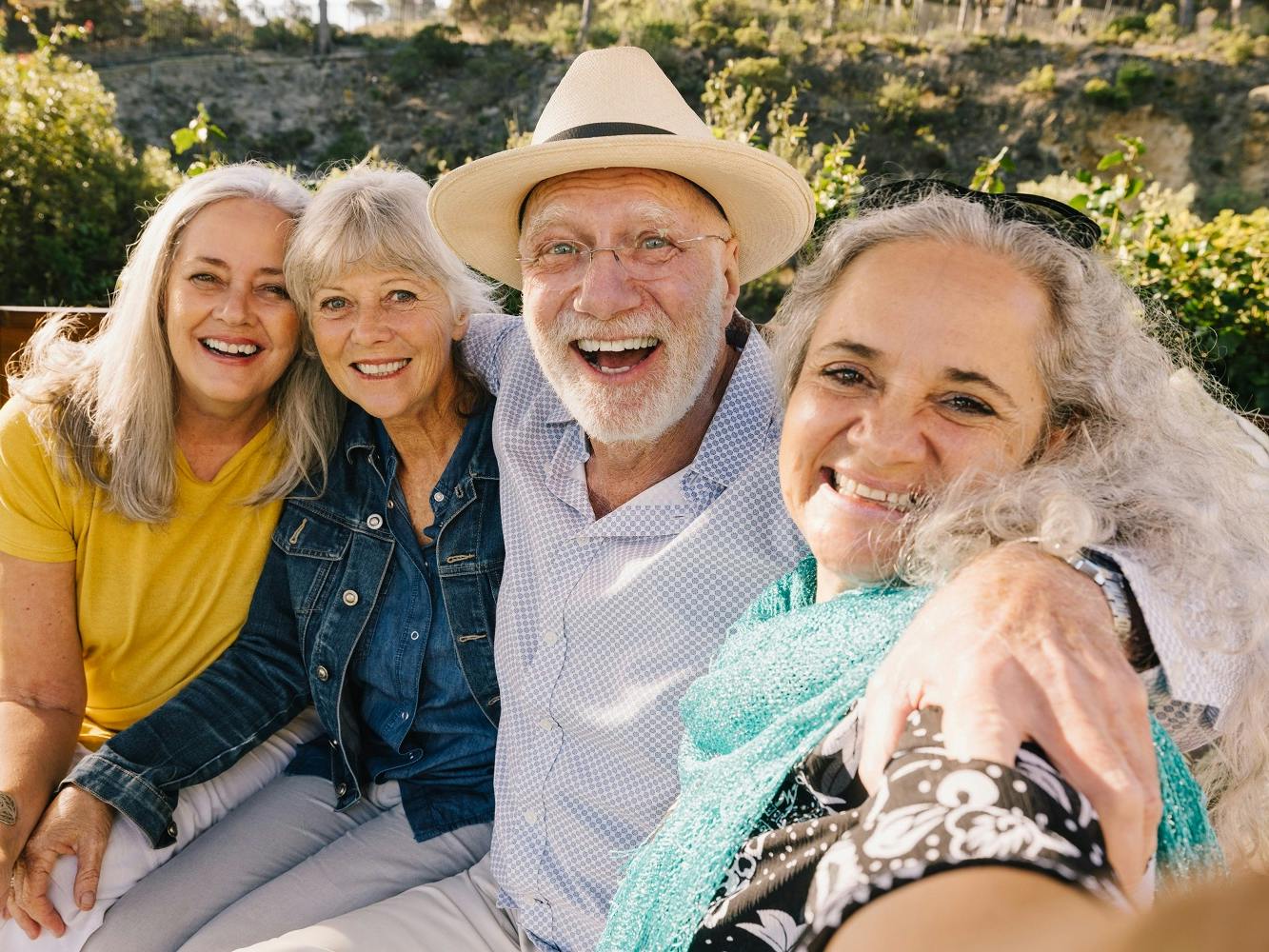 6 Tips for Making Friends During Retirement