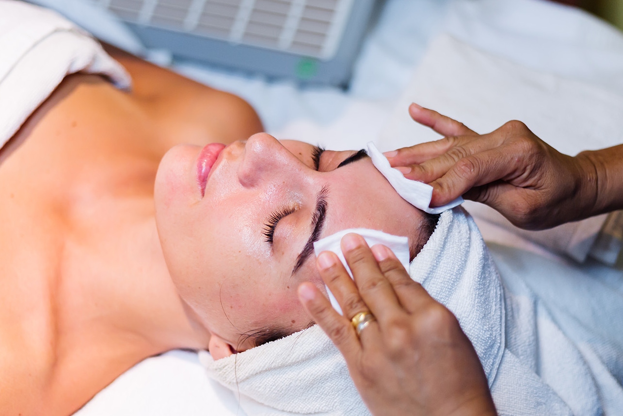 Female patient receiving Obagi Blue Peel treatment