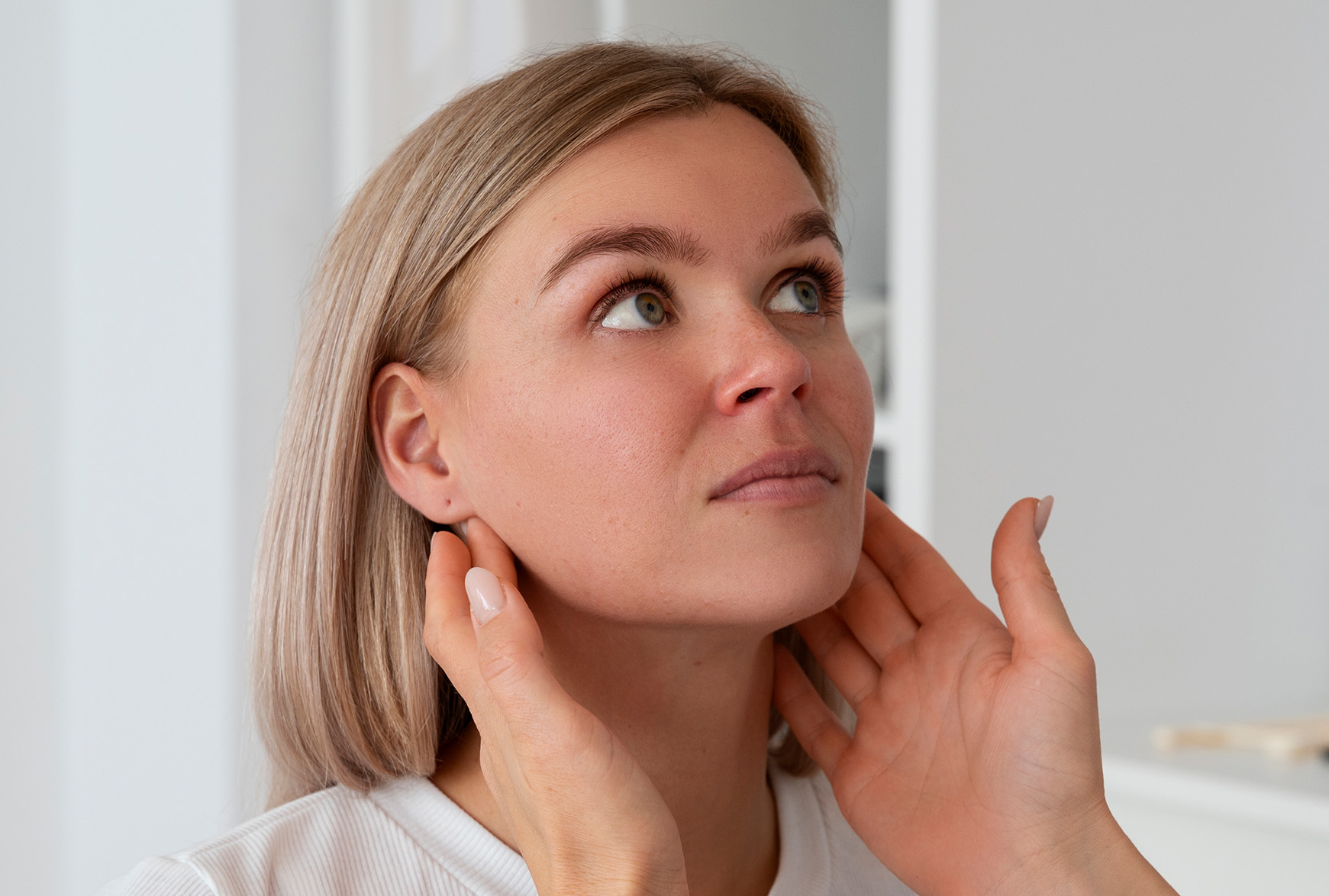 woman having her masseter consultation