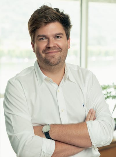 Dr. Hadrien Peyrot, médecin esthétique et laser au CEMF Lyon Vienne