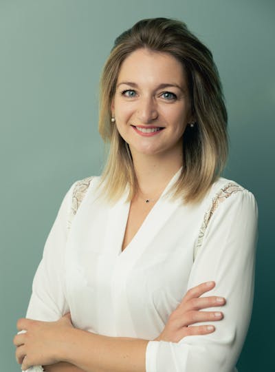 Floriane, IBODE du Dr. Gebert au centre de médecine esthétique et laser CEMF Lyon Vienne