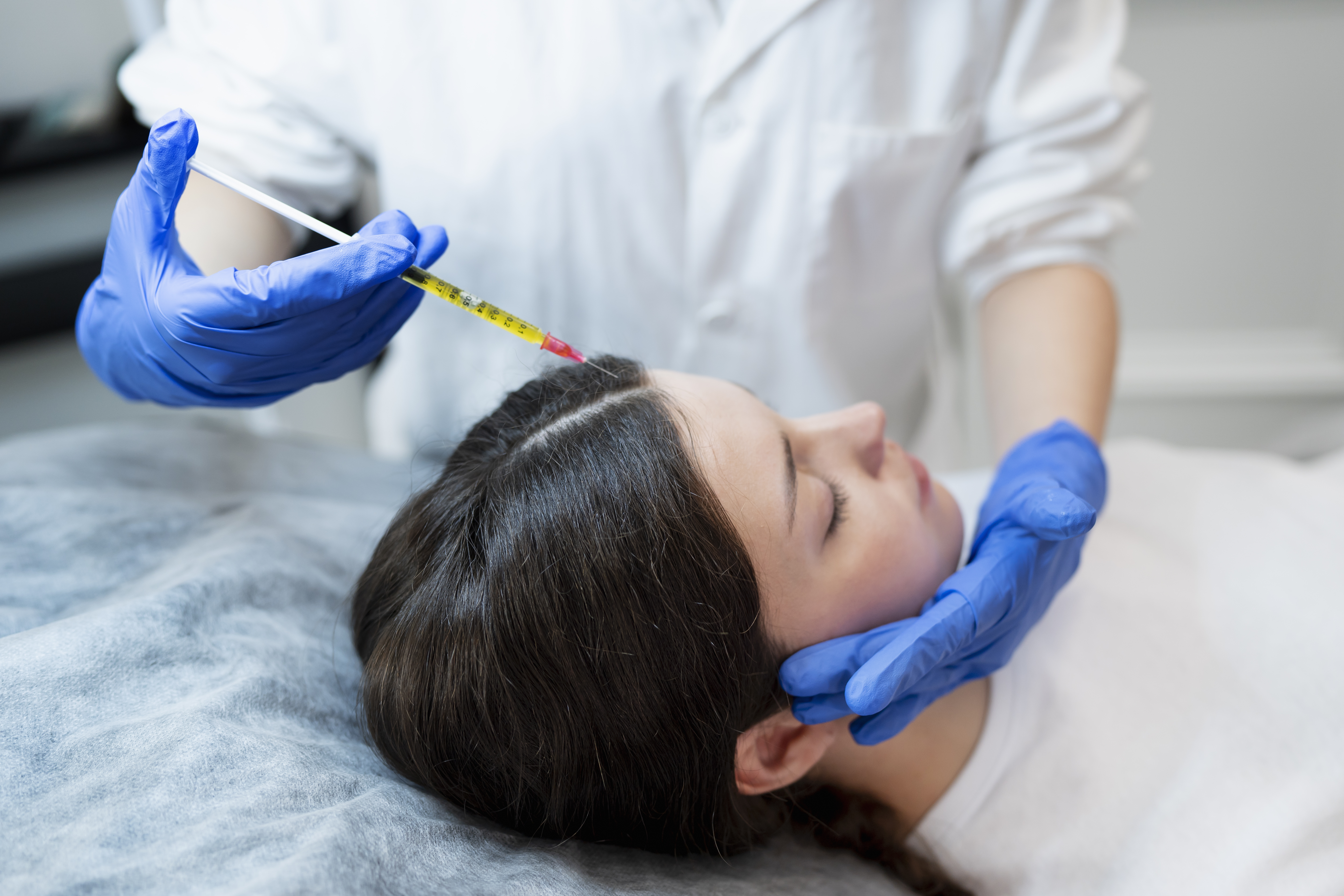 Mésothérapie du visage pour hydrater et revitaliser une peau terne