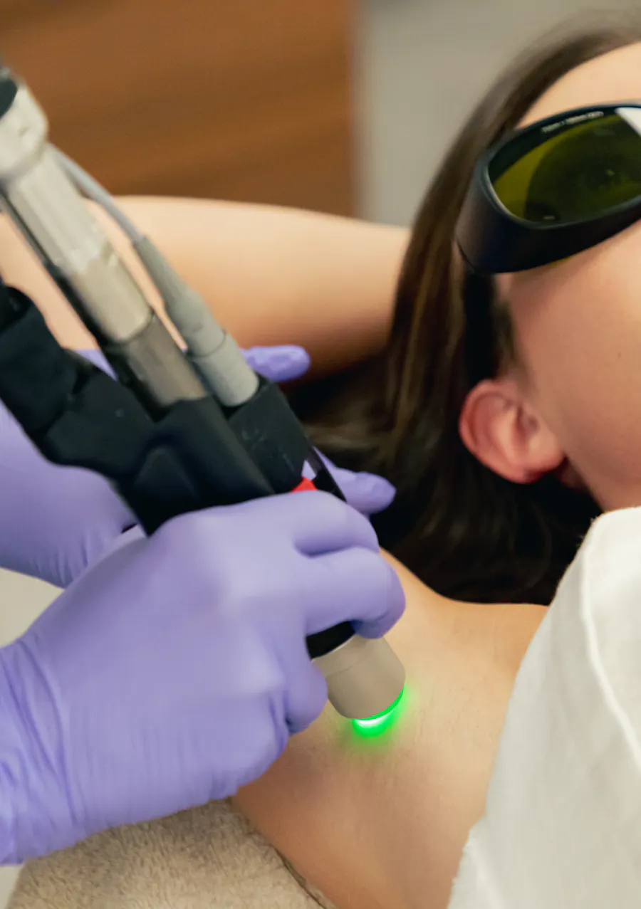Épilation laser : pourquoi l’automne est la saison idéale pour débuter ?