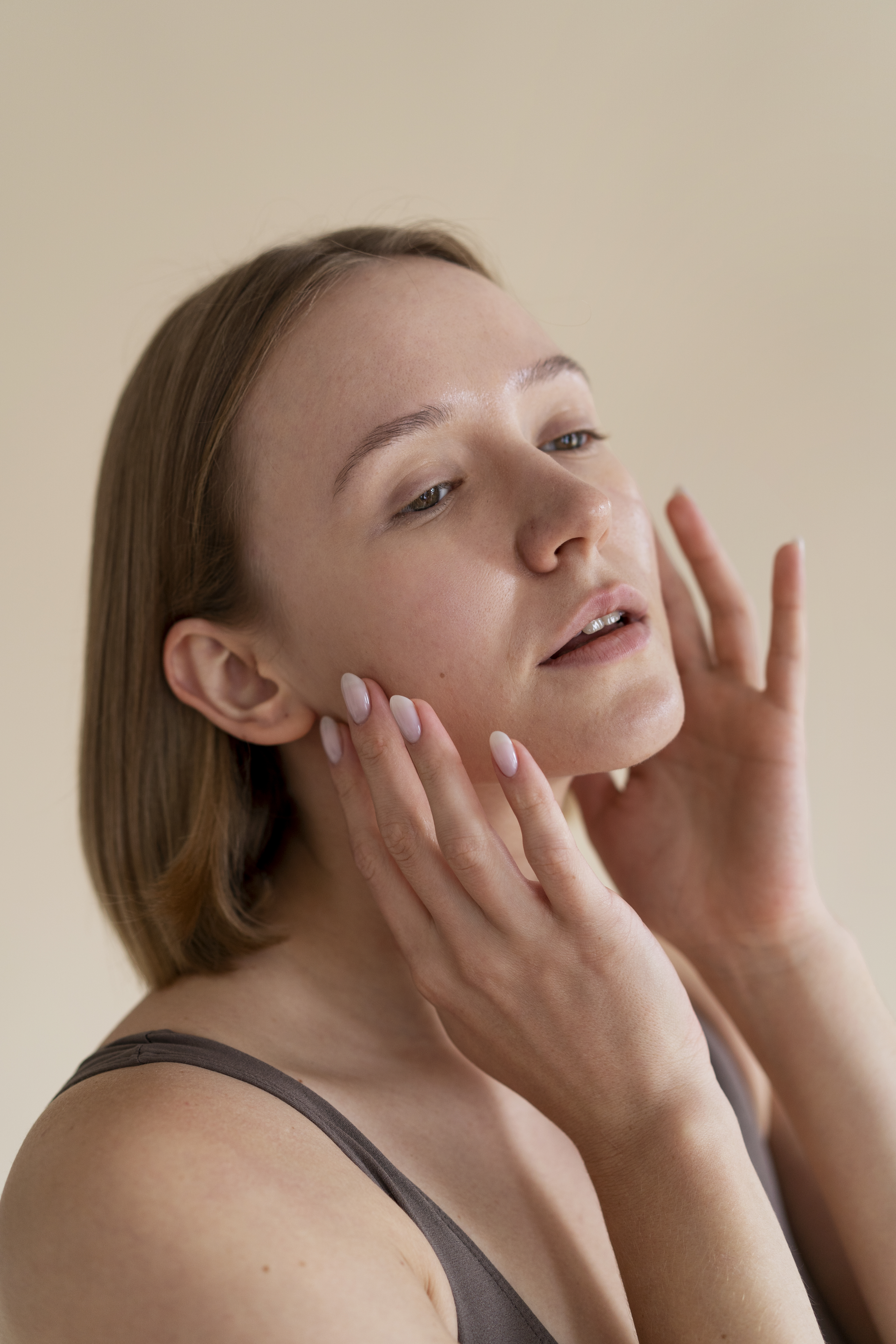 Masque LED visage : gadget ou vrai allié anti-âge ?