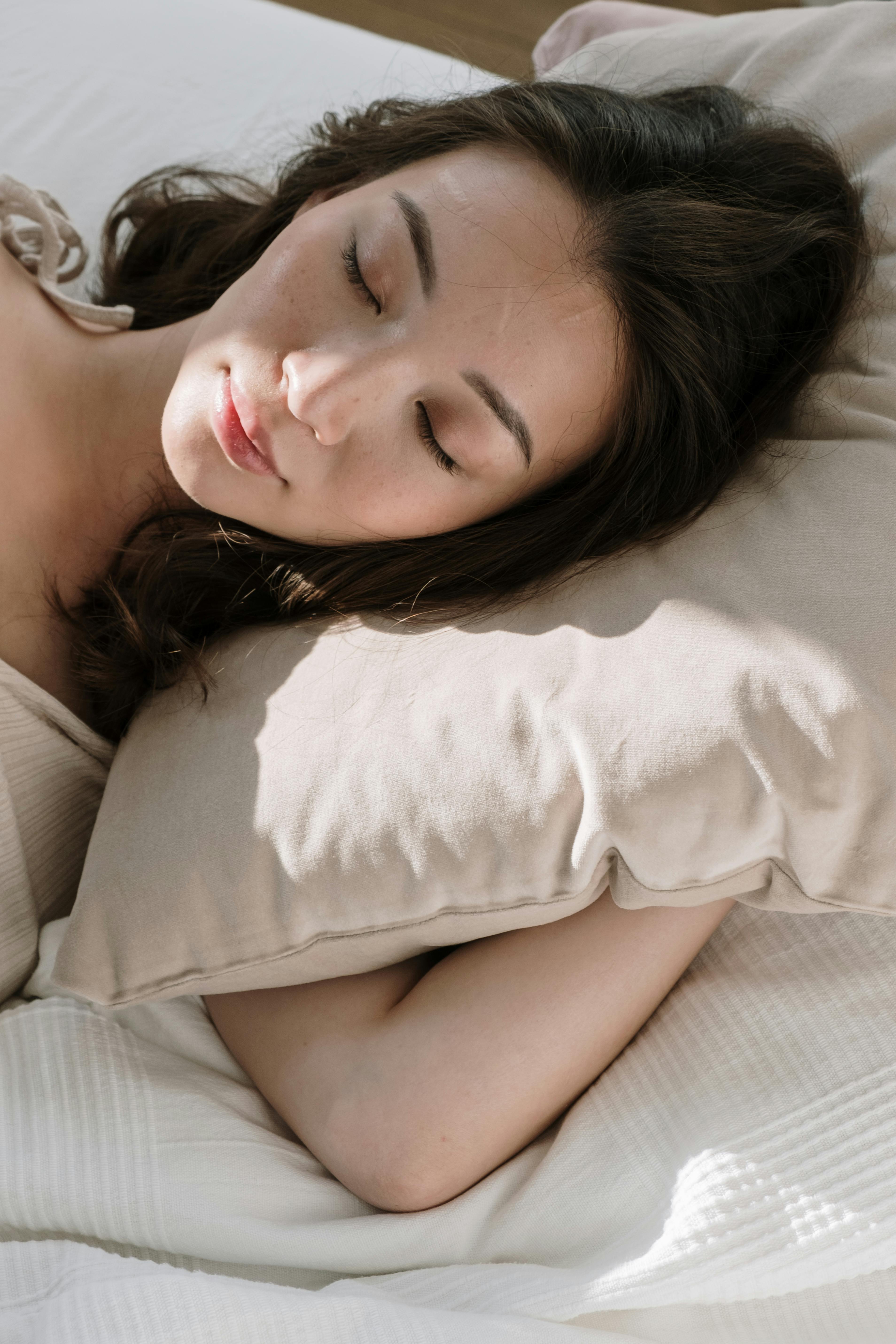 Dormir suffisamment la nuit pour un sommeil réparateur bon pour la peau