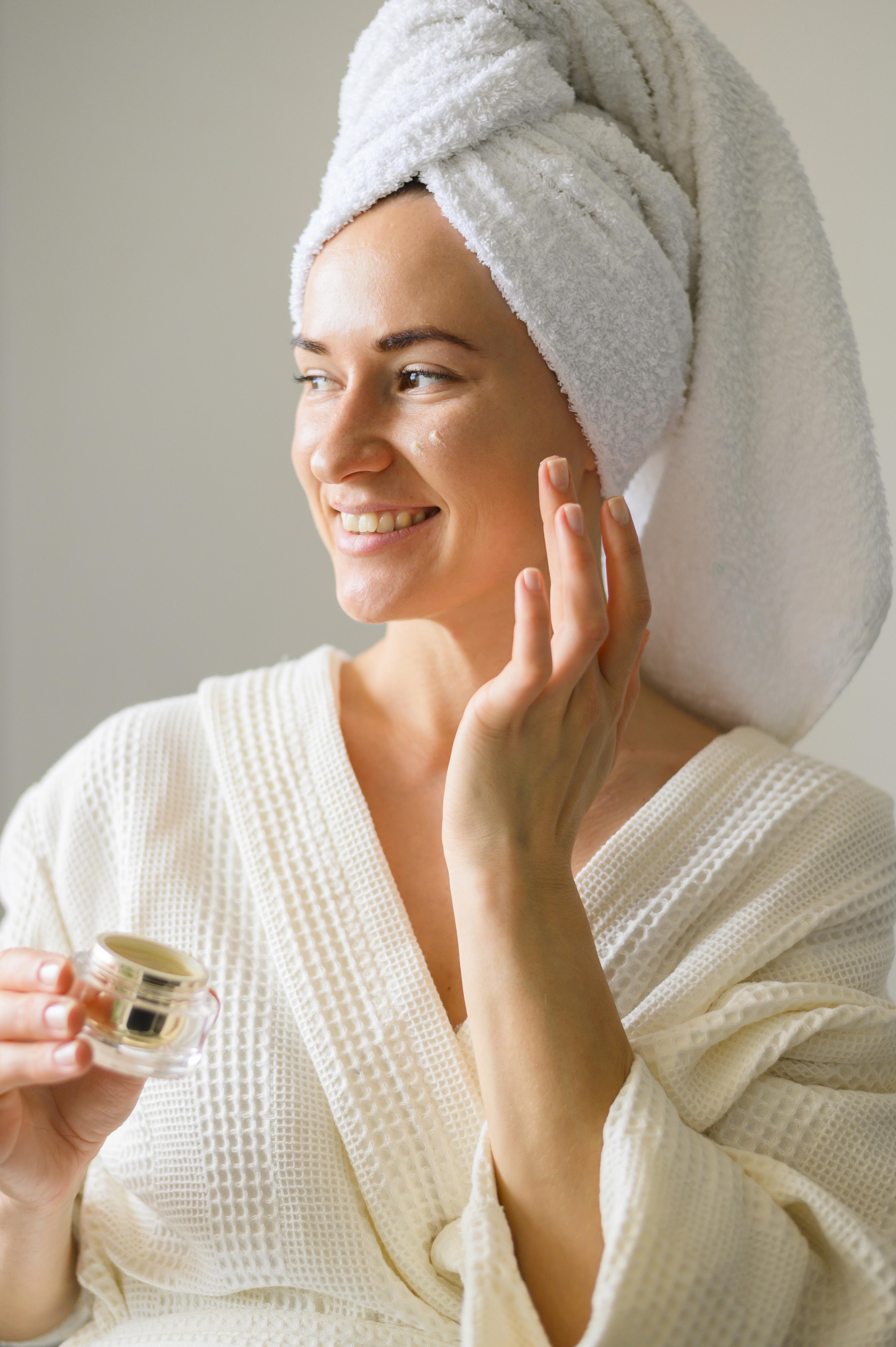 comment faire disparaître une cicatrice sur le visage | CEMF