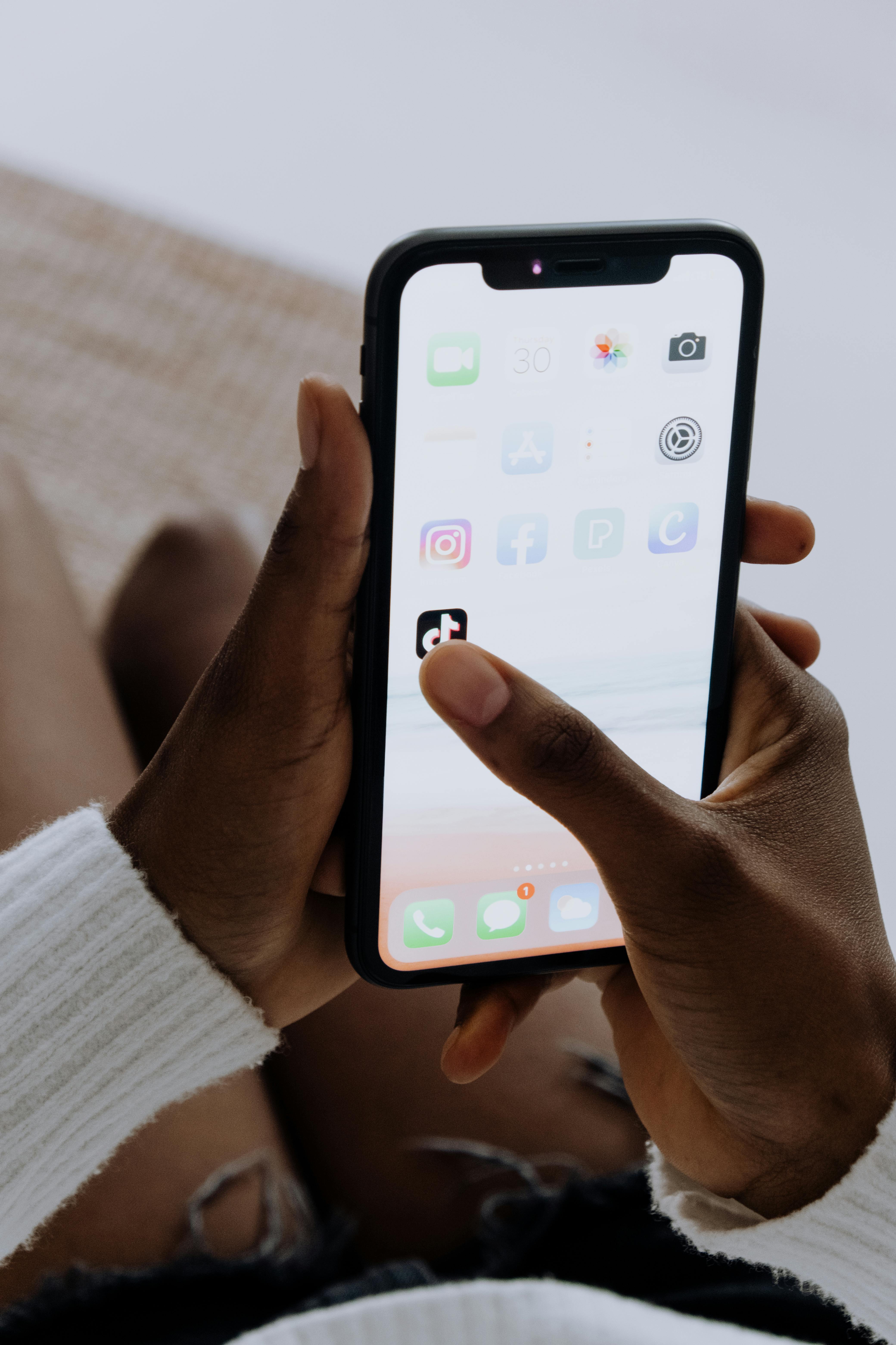 Suivre les tendances sur les réseaux sociaux