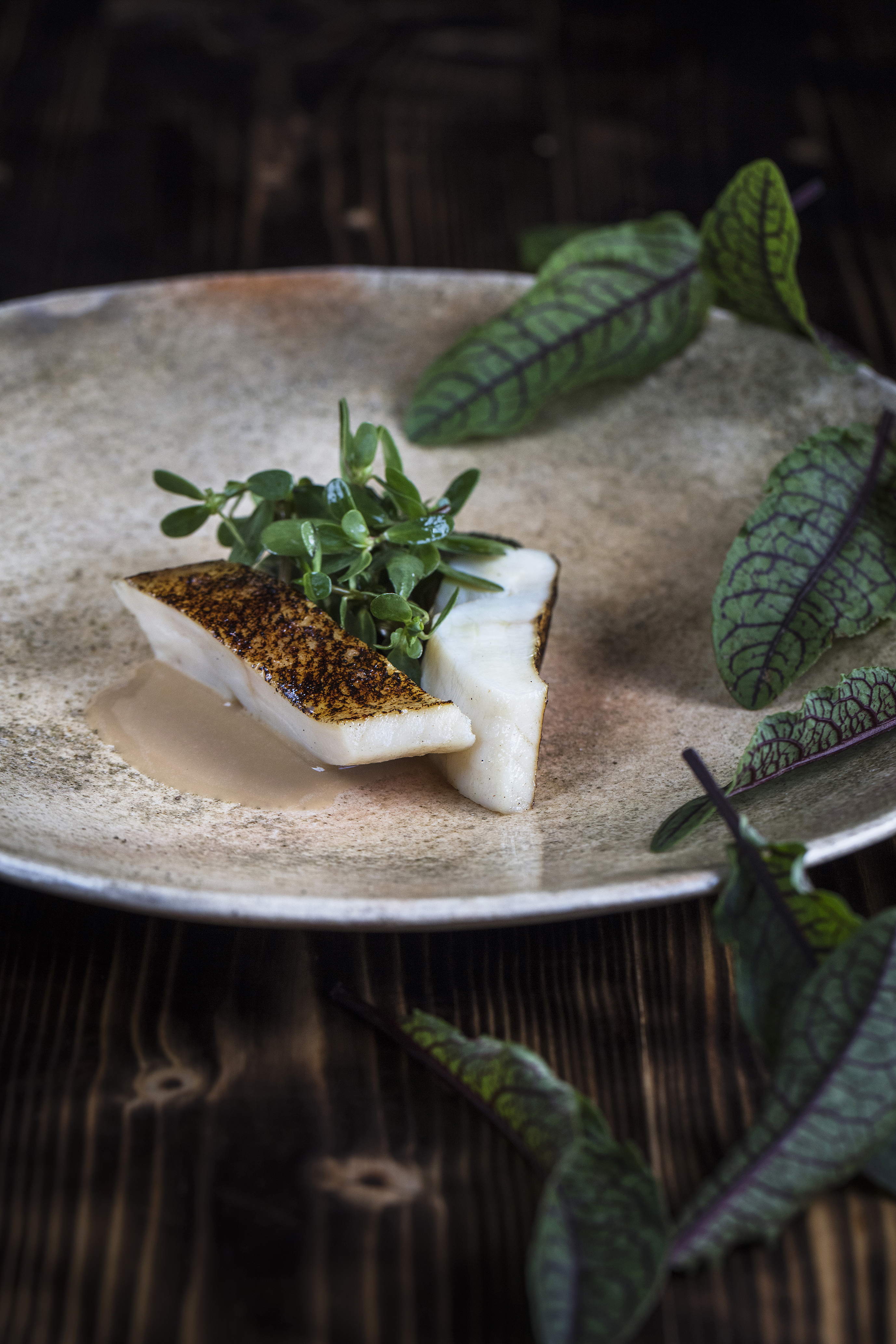 assiette et présentation de poisson d'eau douce