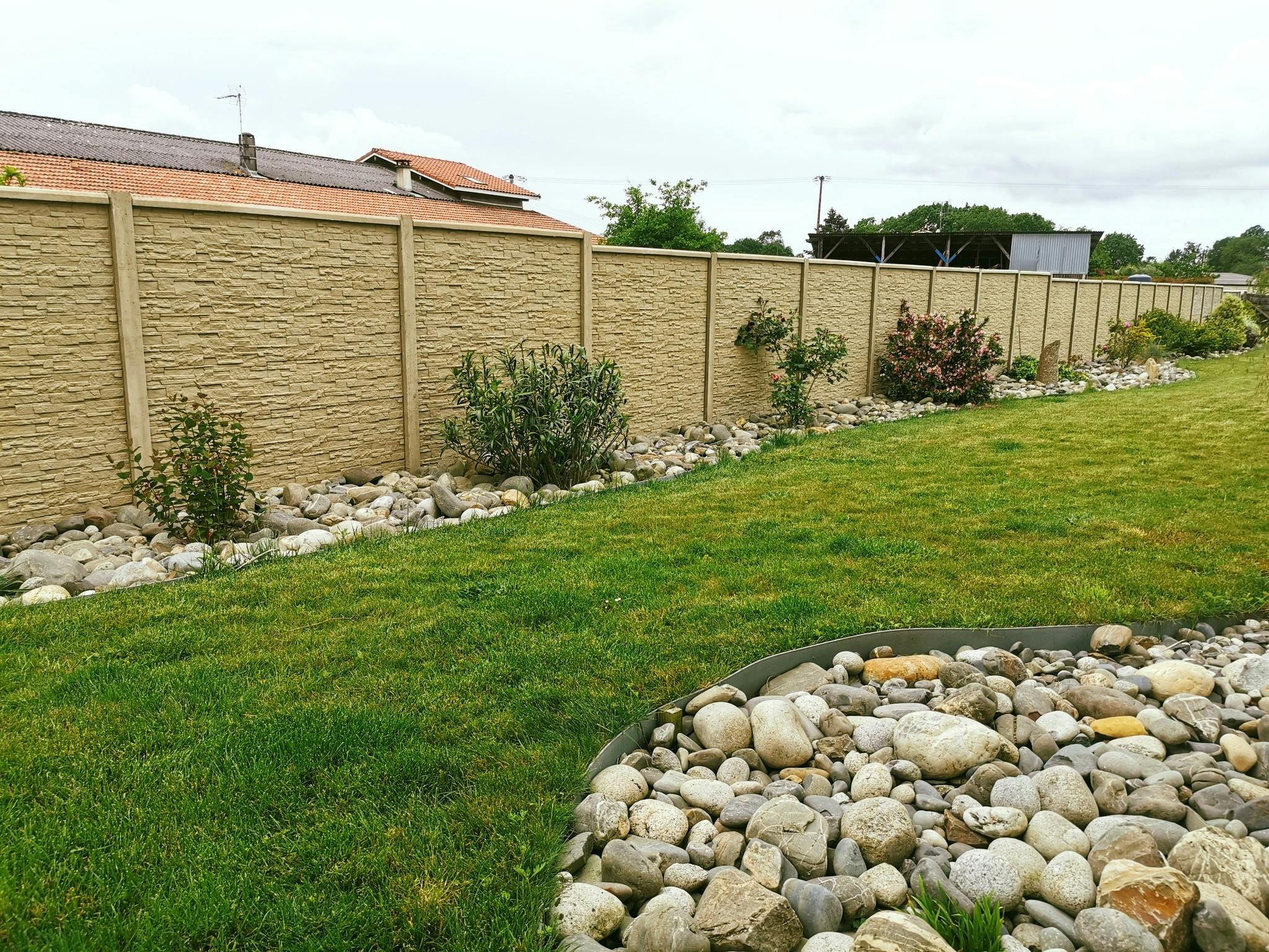 Perfect Original Photos about  Cloture Beton Imitation Pierre Point P  as Your HD Pictures