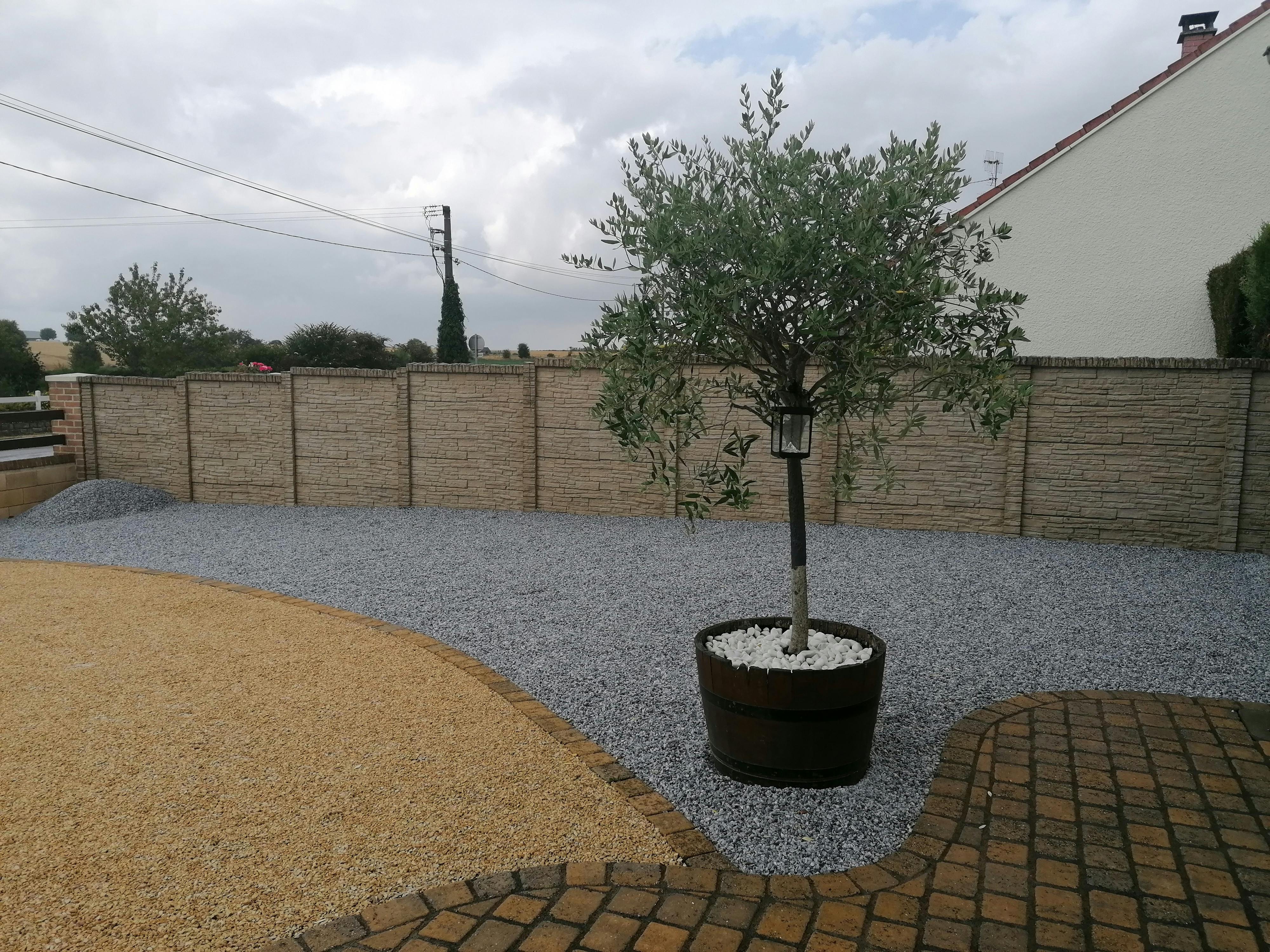 Clôture béton décorative imitation pierre posée à Lille