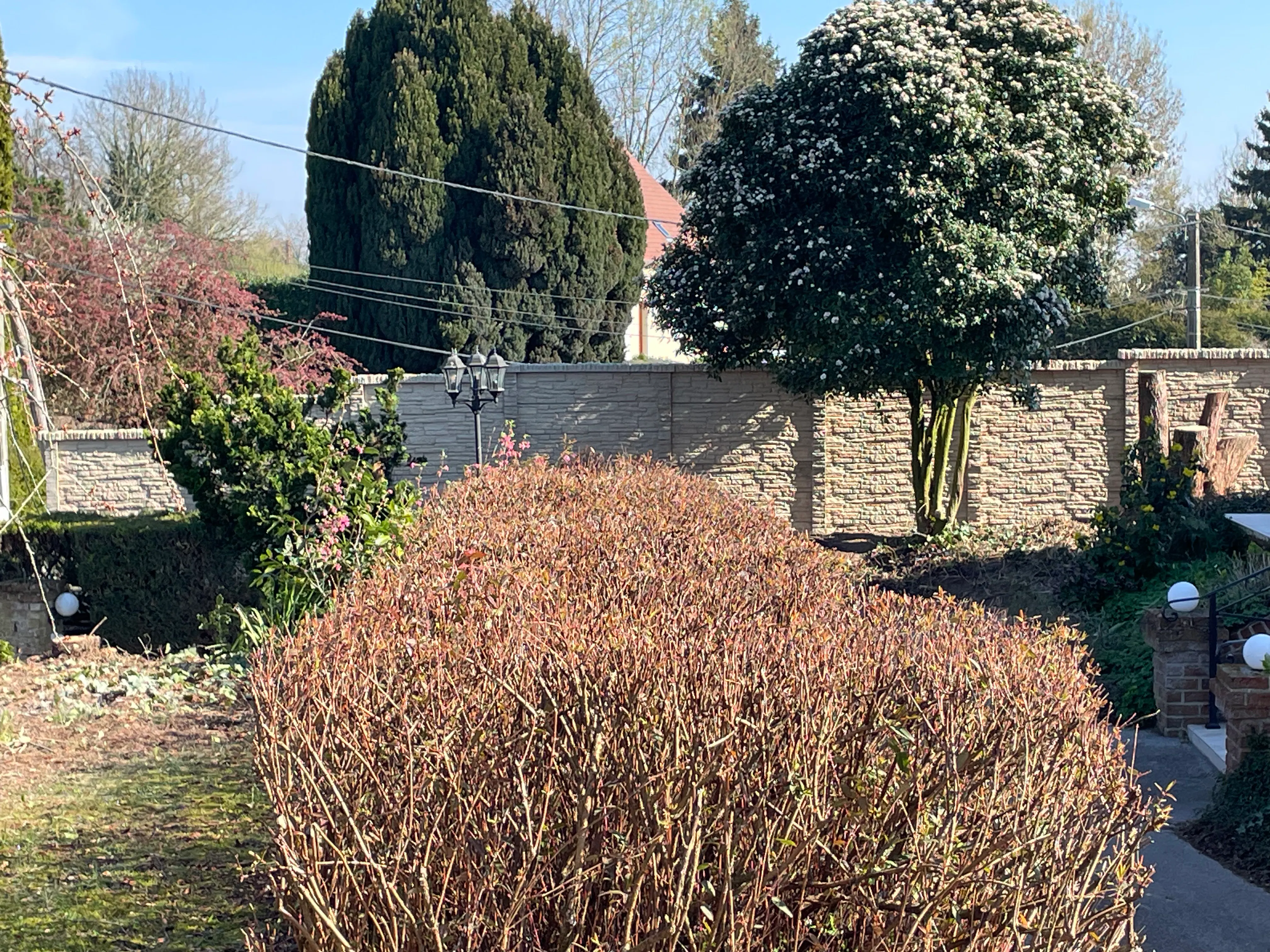 nstallation de clôture béton décorative secteur Chauny