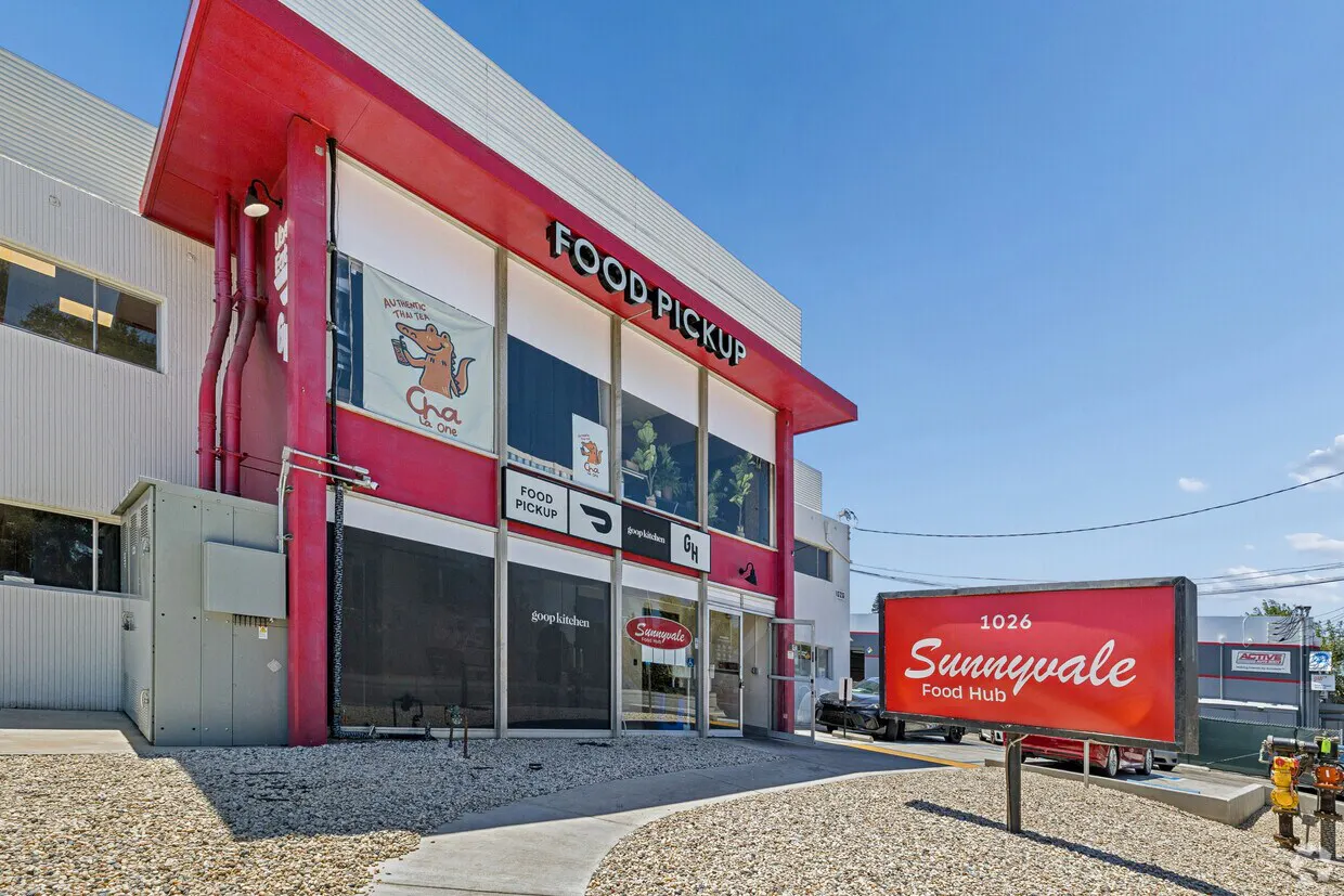 Sunnyvale pick up facade