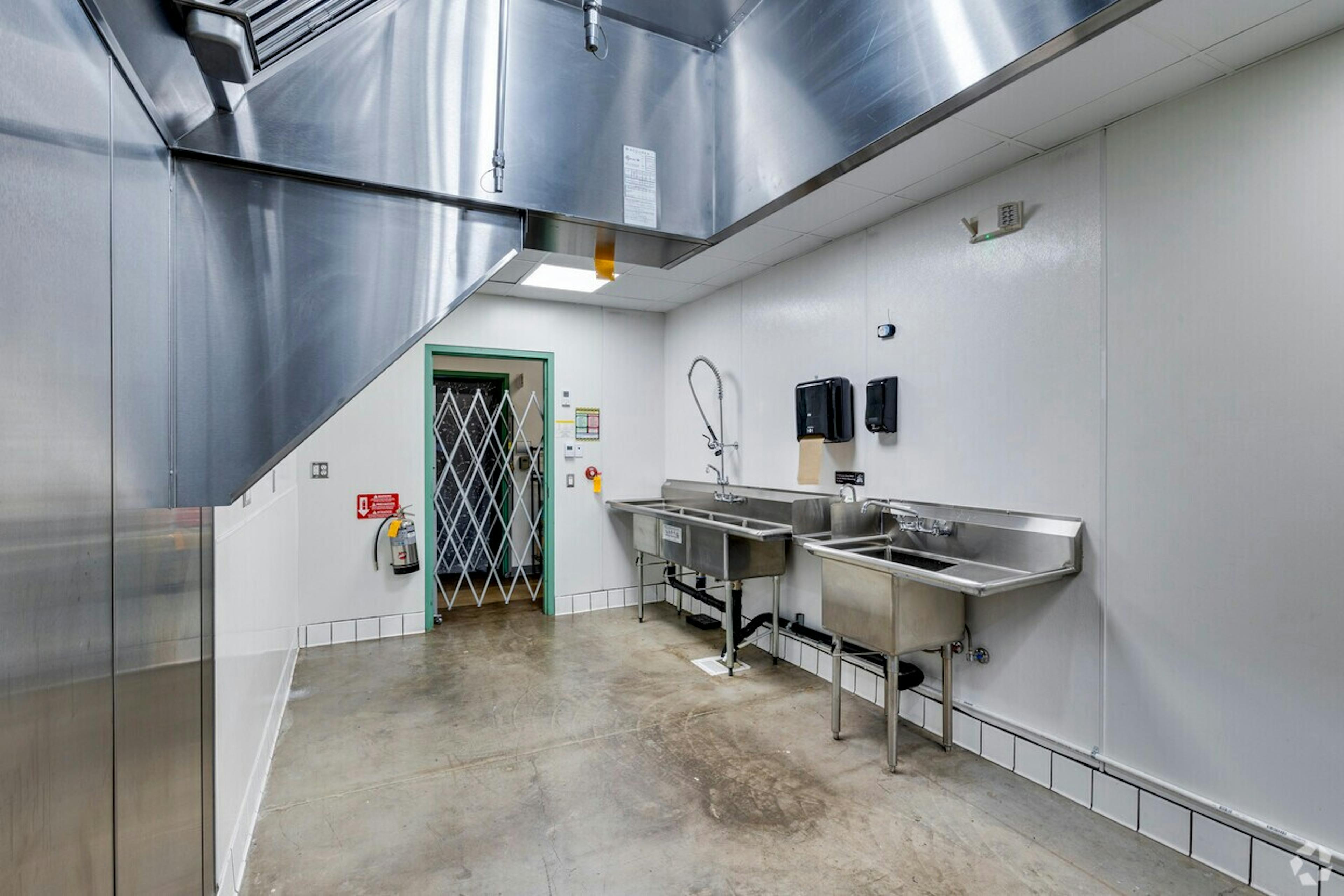 CloudKitchens commecial kitchen interior