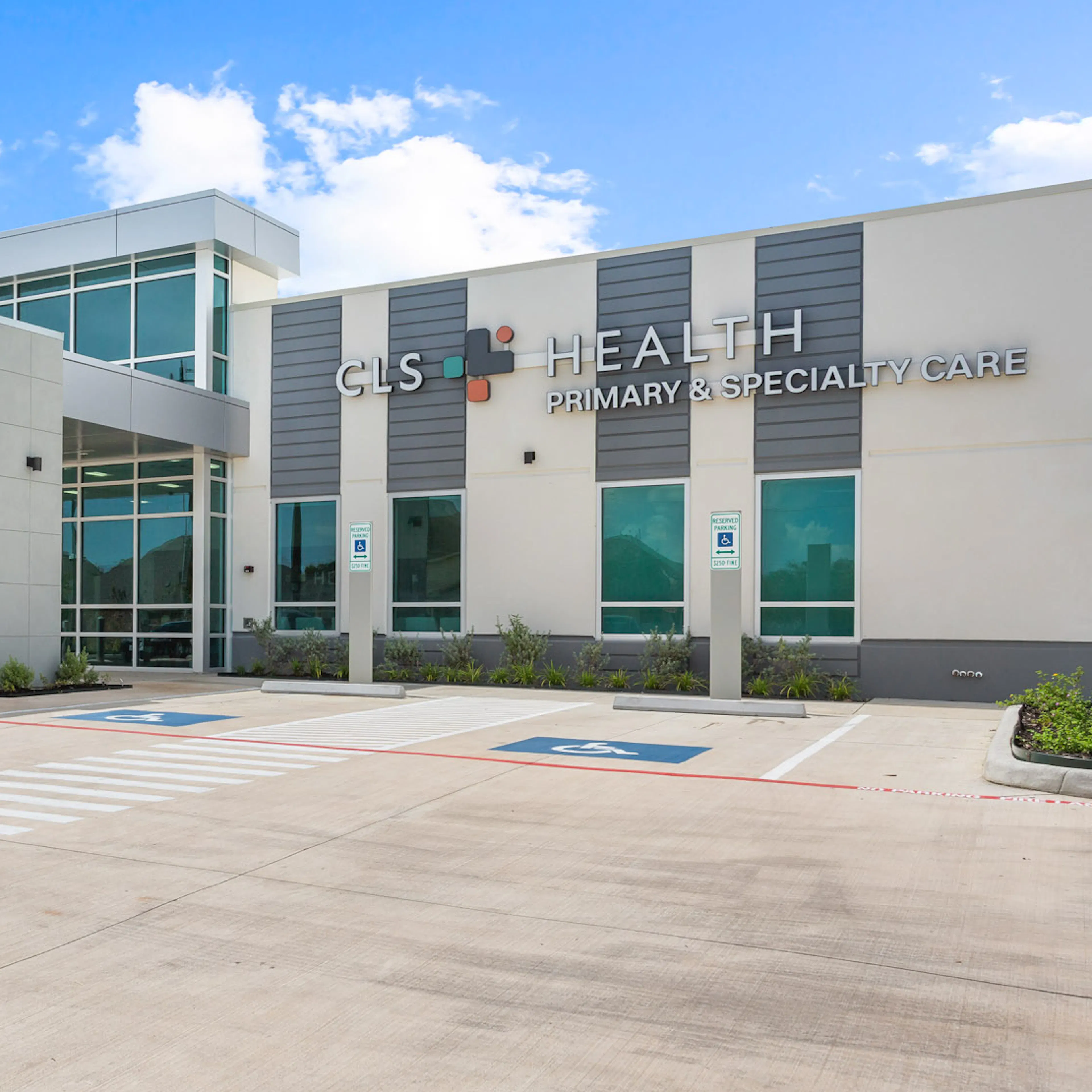 The exterior of CLS Health's comprehensive care located in Pearland, TX, providing primary and specialty care.