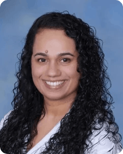 Ruth Stephen headshot