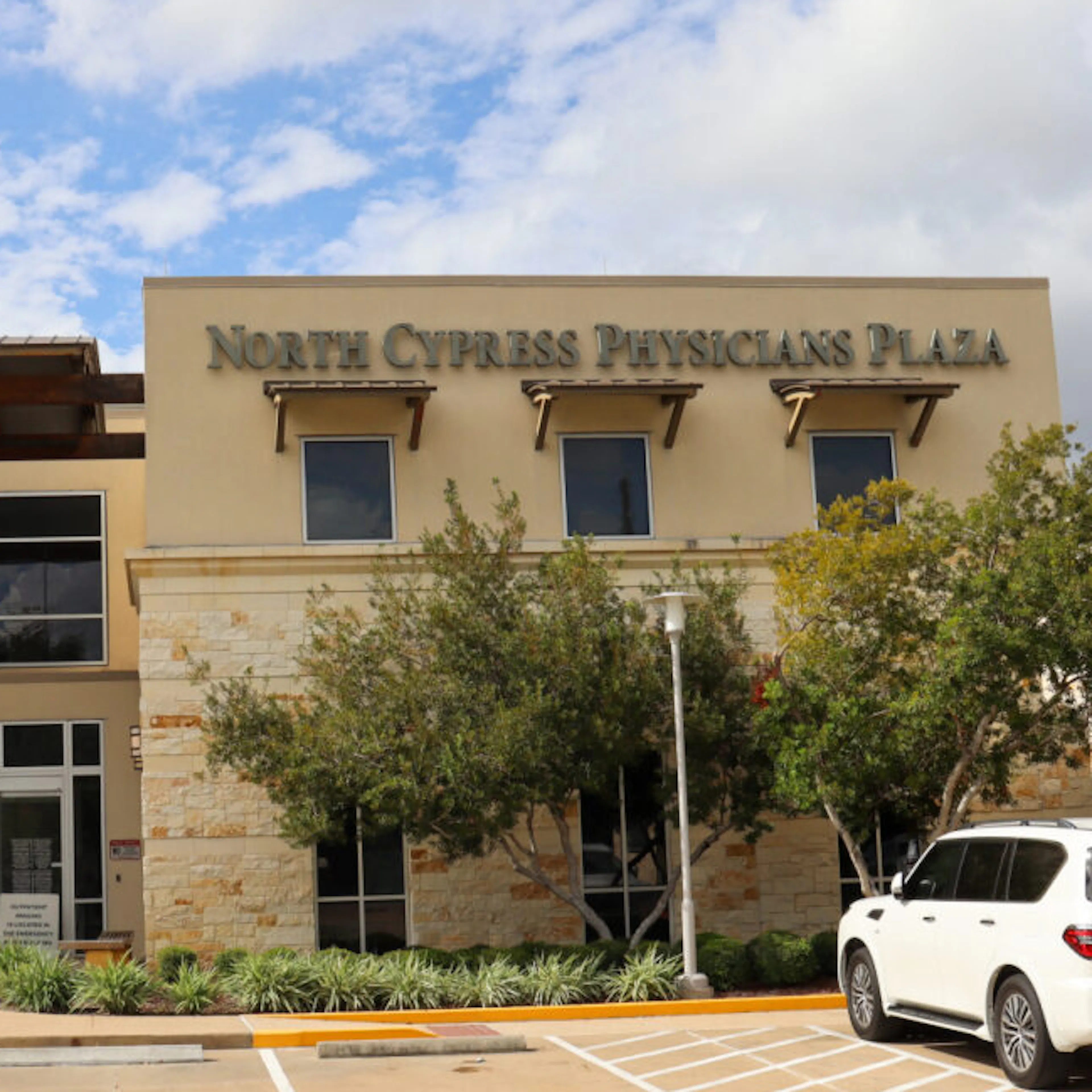 Exterior view of CLS Health Clinic - Cypress in Cypress, TX offering primary care, endocrinology, and cardiology services.