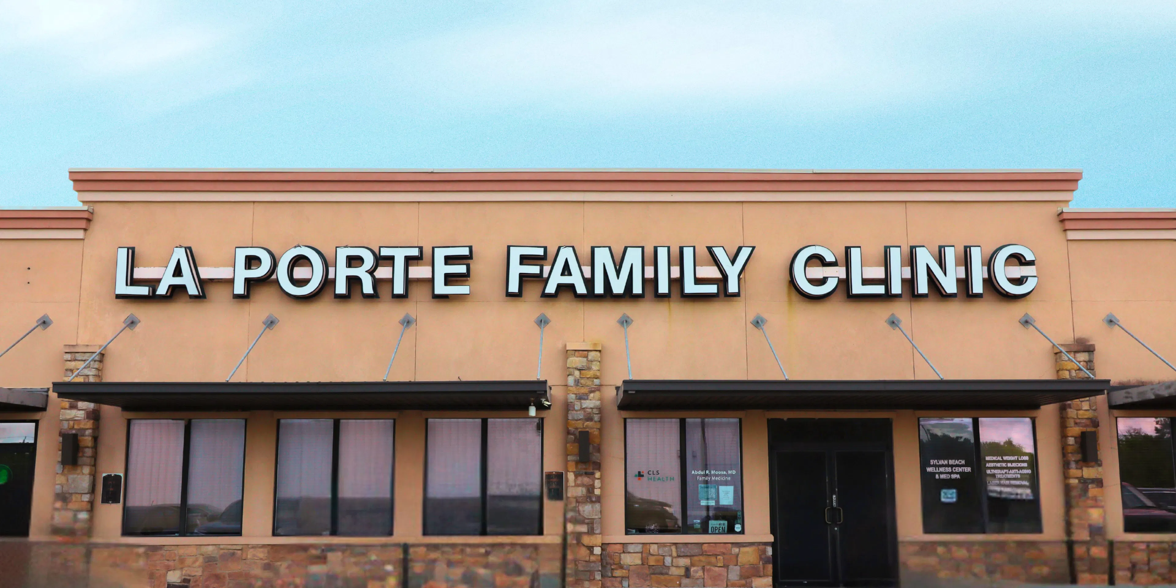 Exterior view of CLS Health Primary Care Associates - La Porte, a clinic treating common illnesses and chronic conditions.