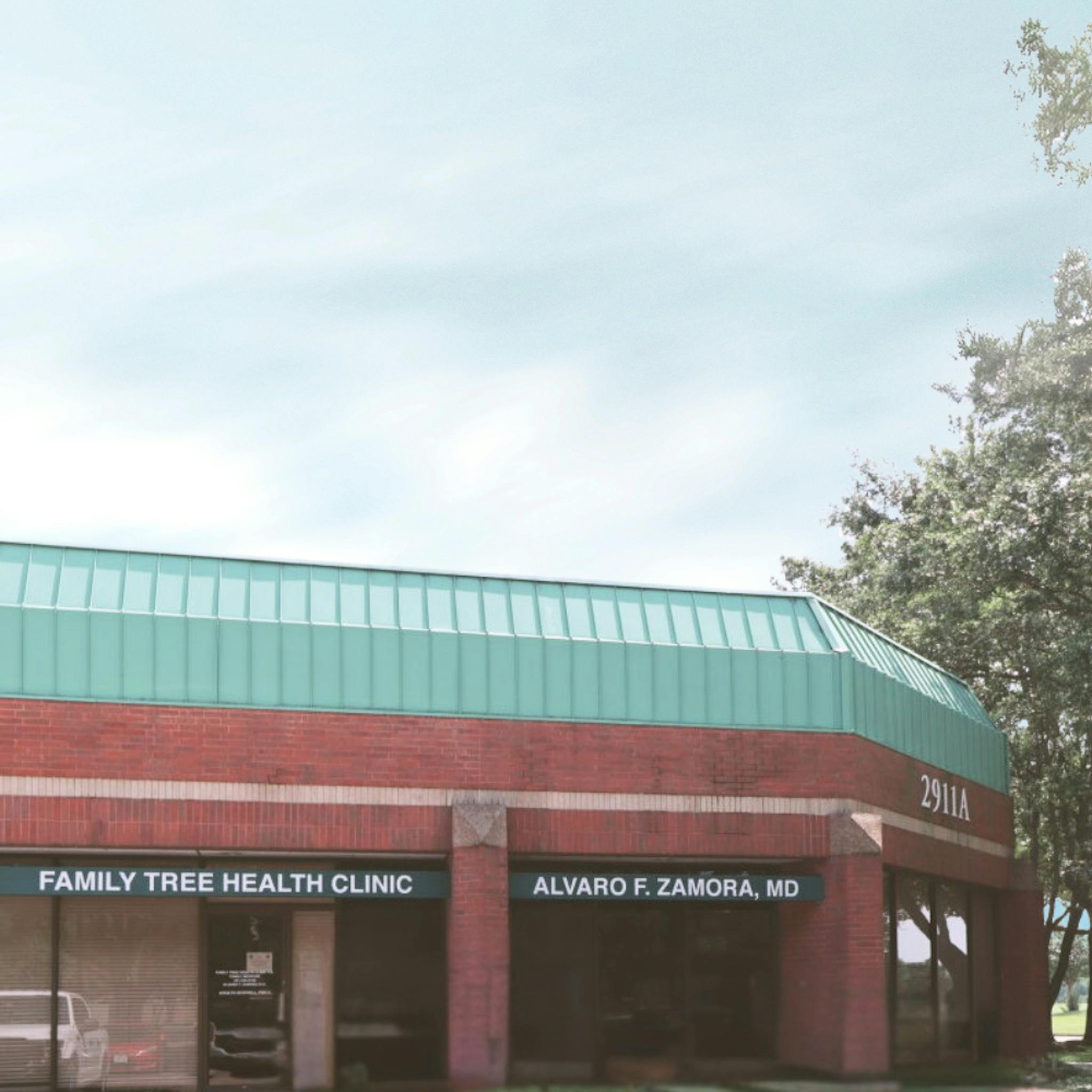 Exterior view of CLS Health Primary Care Associates - League City, treating common illnesses and chronic conditions.