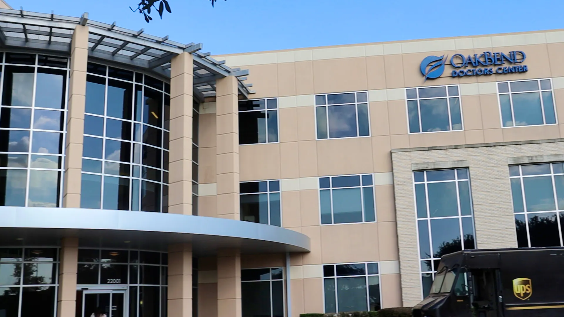 Exterior view of CLS Health Primary Providers - Richmond, open for treating common illnesses and chronic conditions.