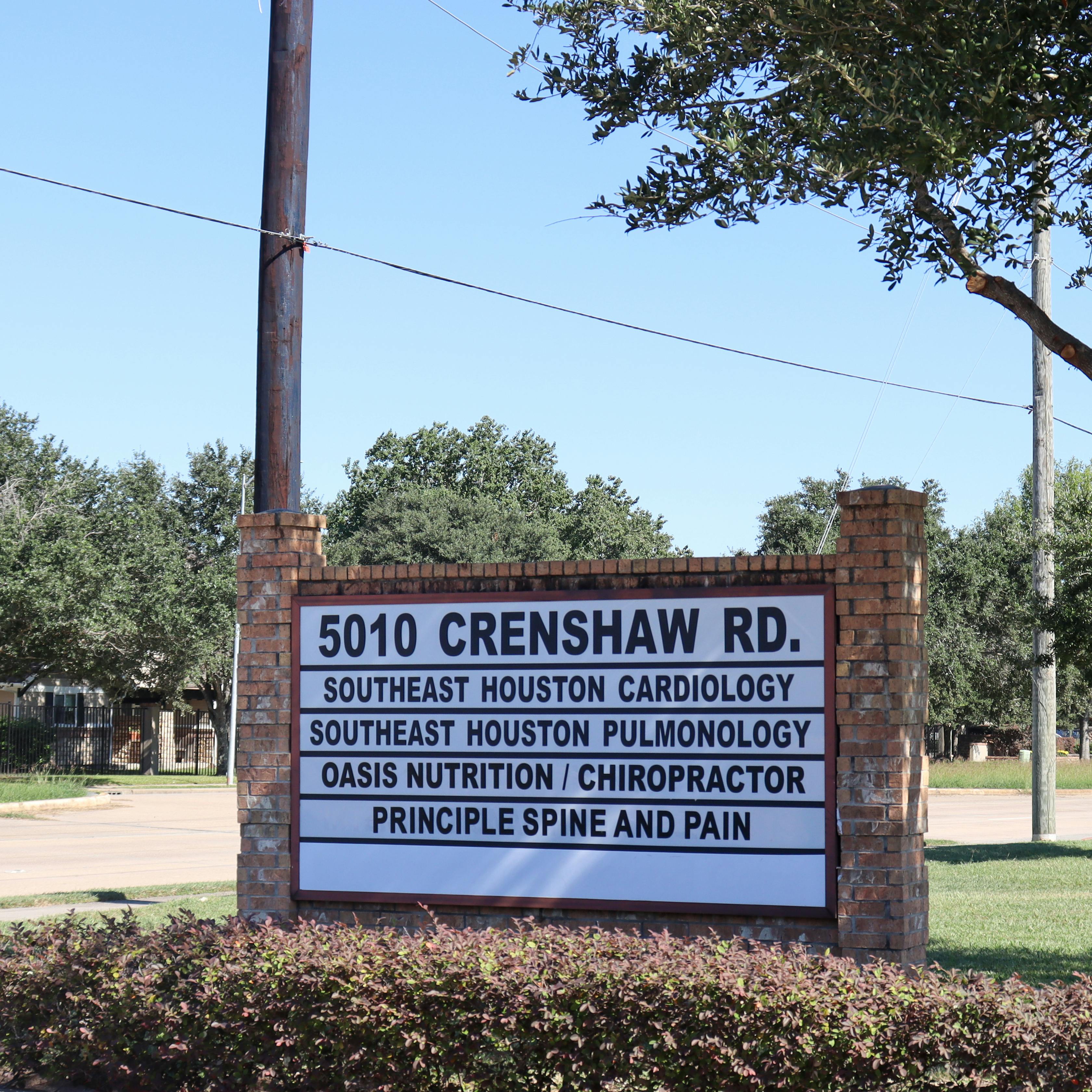 Exterior view of CLS Health's Pasadena clinic, offering primary care and specialty care services.