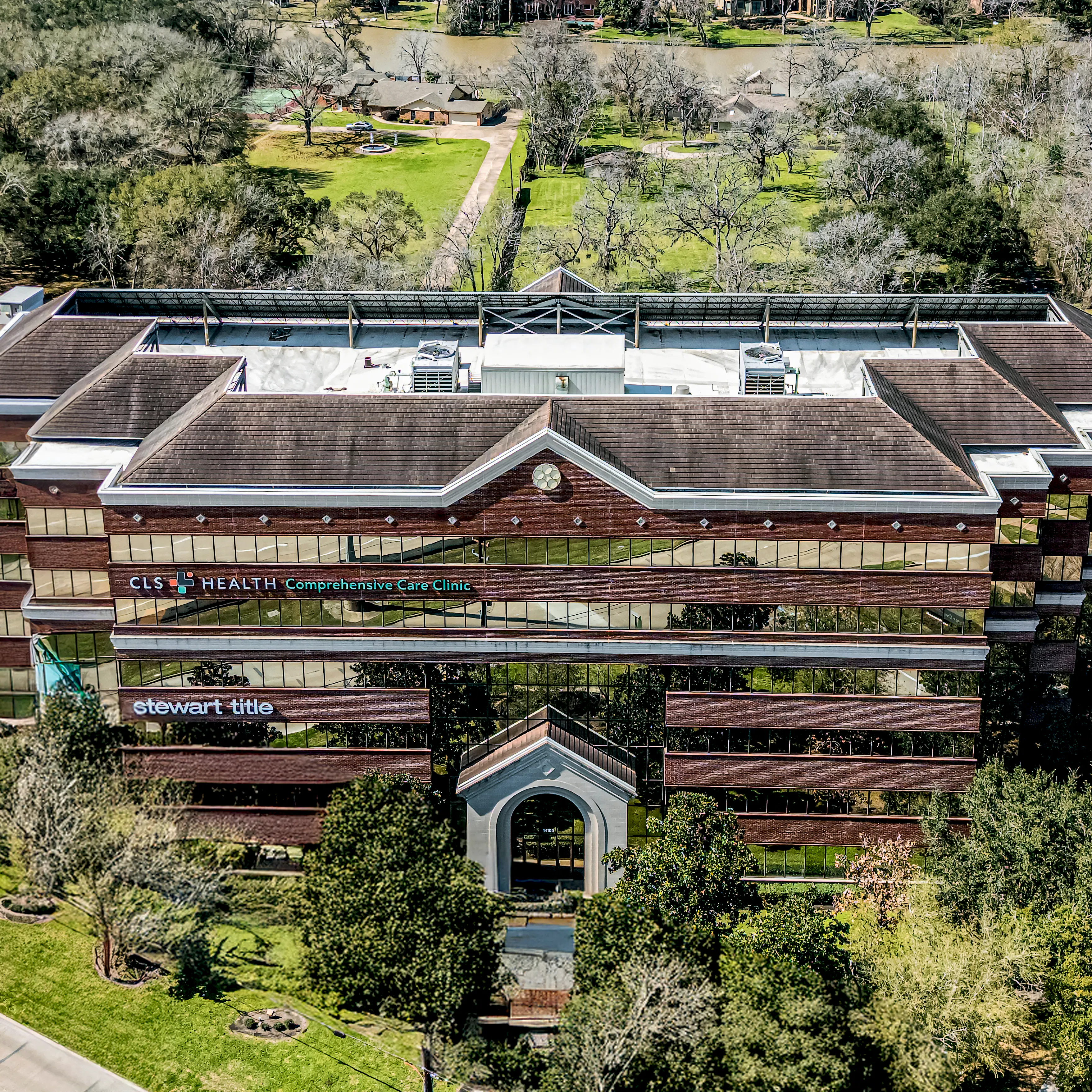 Exterior view of CLS Health Comprehensive Care Clinic - Sugar Land, offering primary care and specialty care services.
