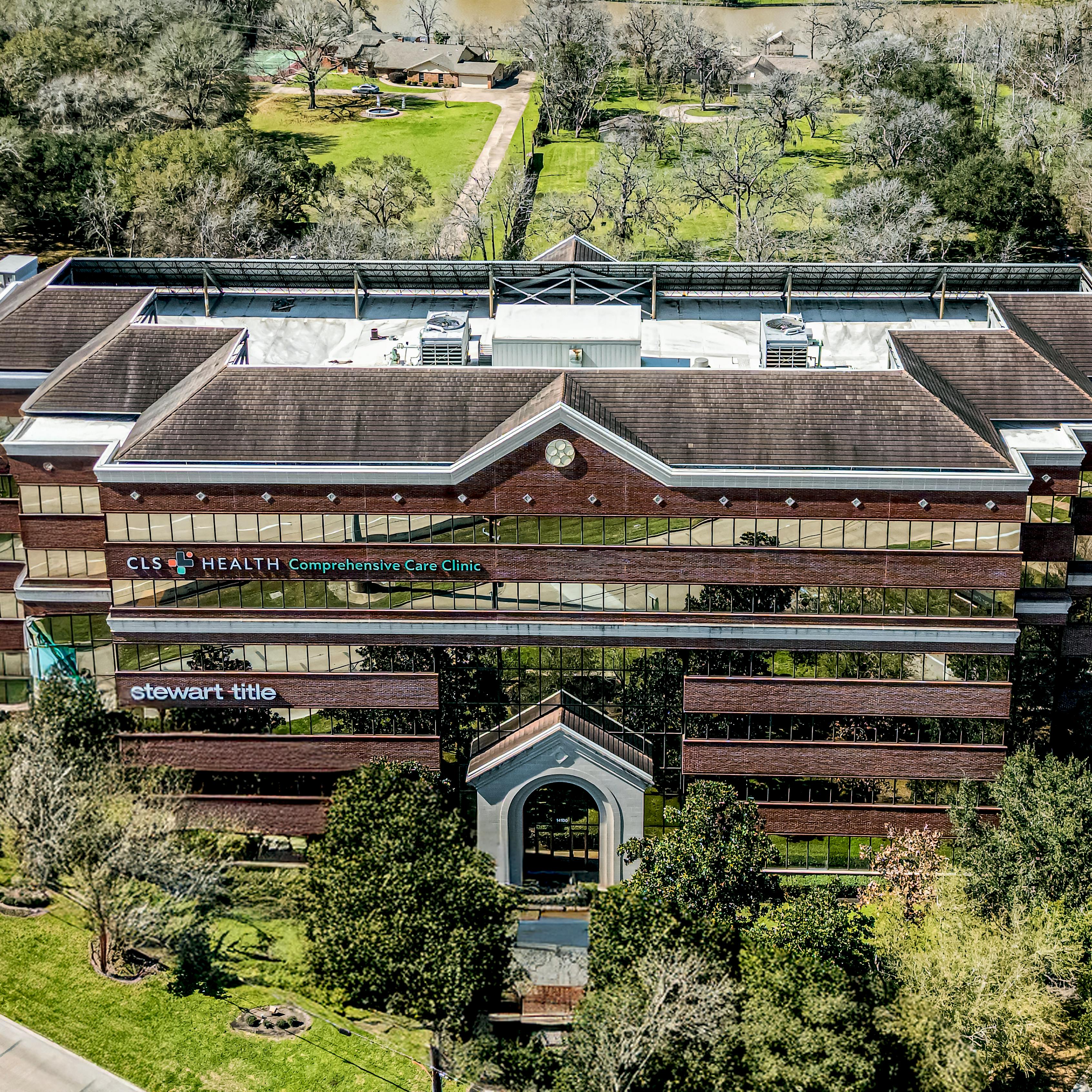 Exterior view of CLS Health Comprehensive Care Clinic - Sugar Land, offering primary care and specialty care services.