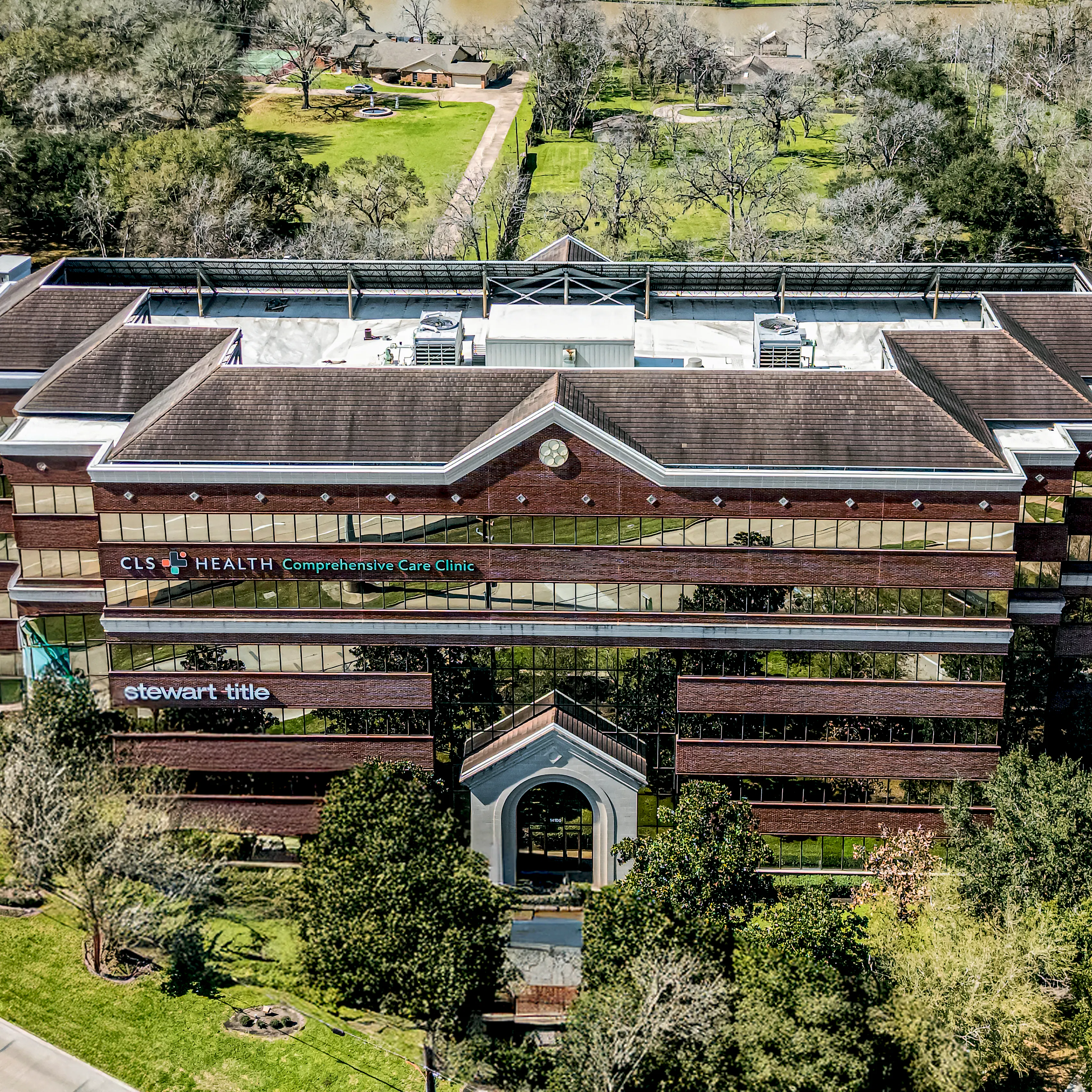 Exterior view of CLS Health Comprehensive Care Clinic - Sugar Land, offering primary care and specialty care services.