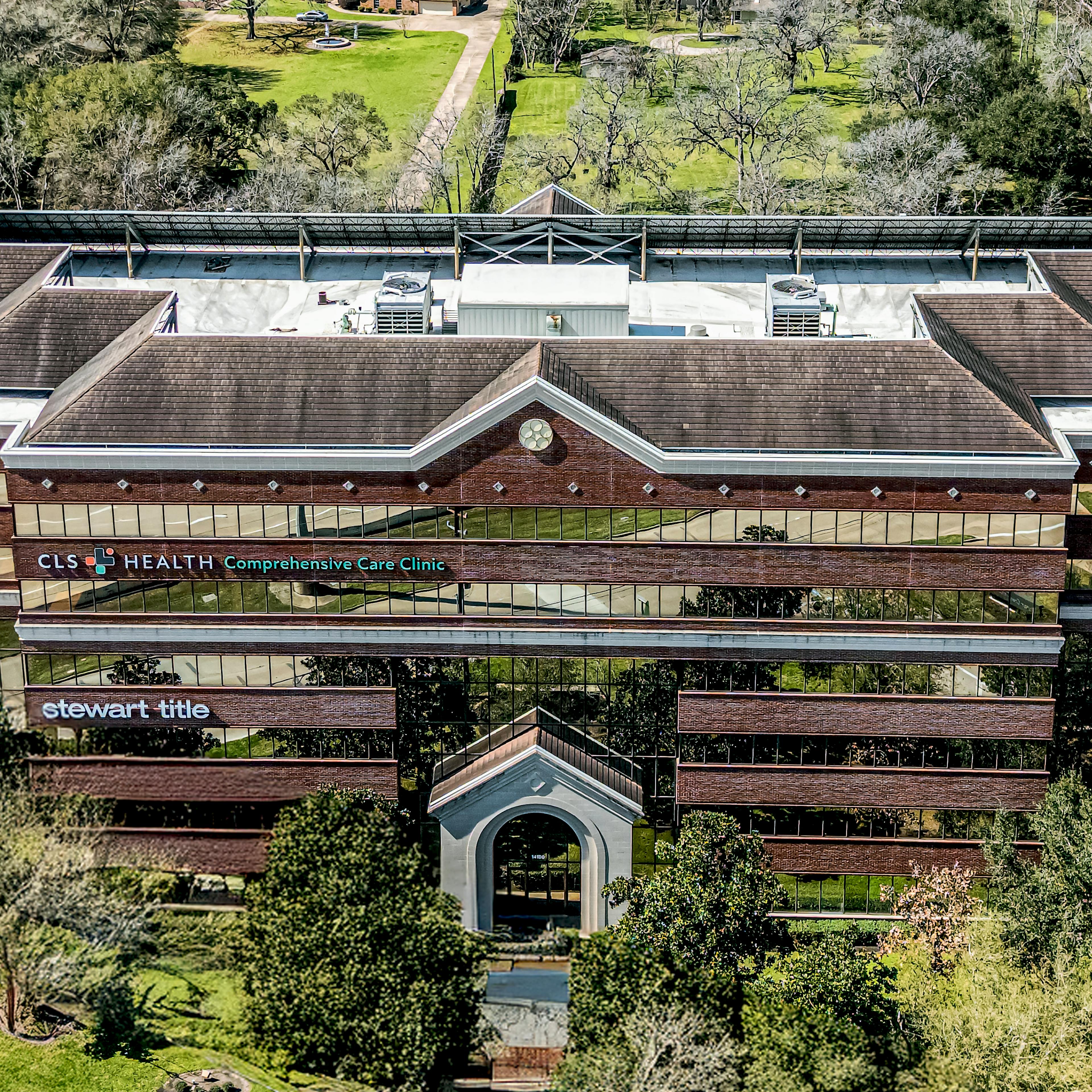 Exterior view of CLS Health Comprehensive Care Clinic - Sugar Land, offering primary care and specialty care services.