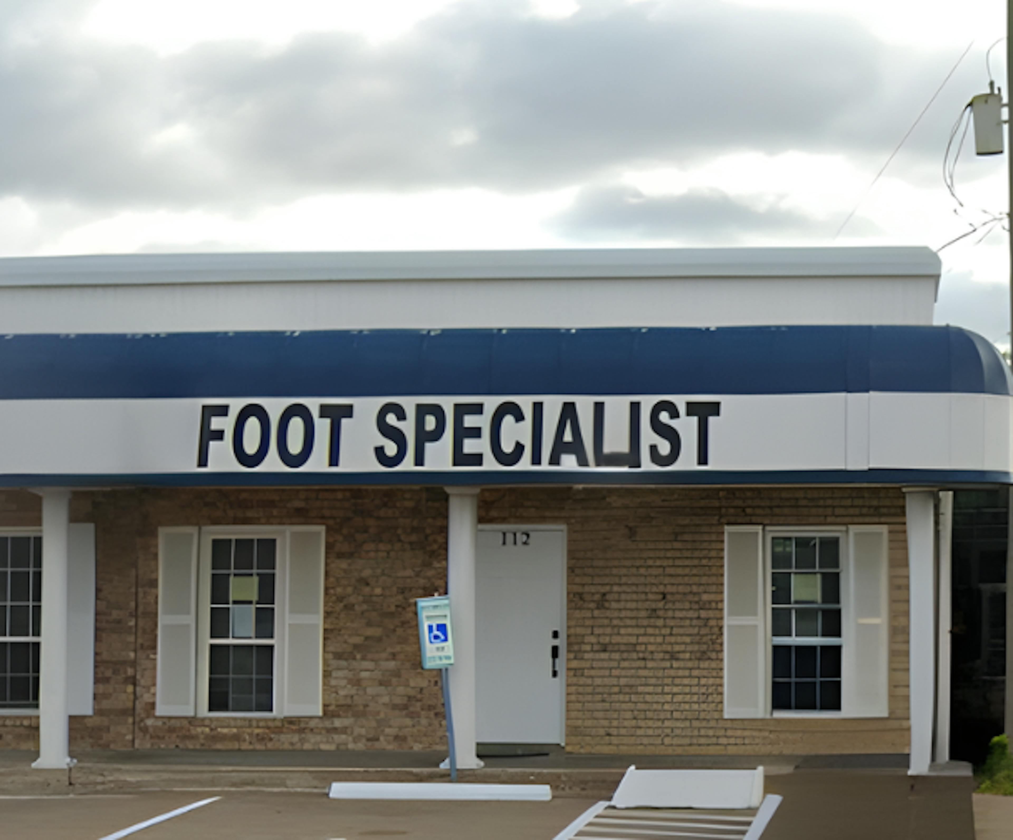 CLS Health's podiatry clinic in Deer Park.
