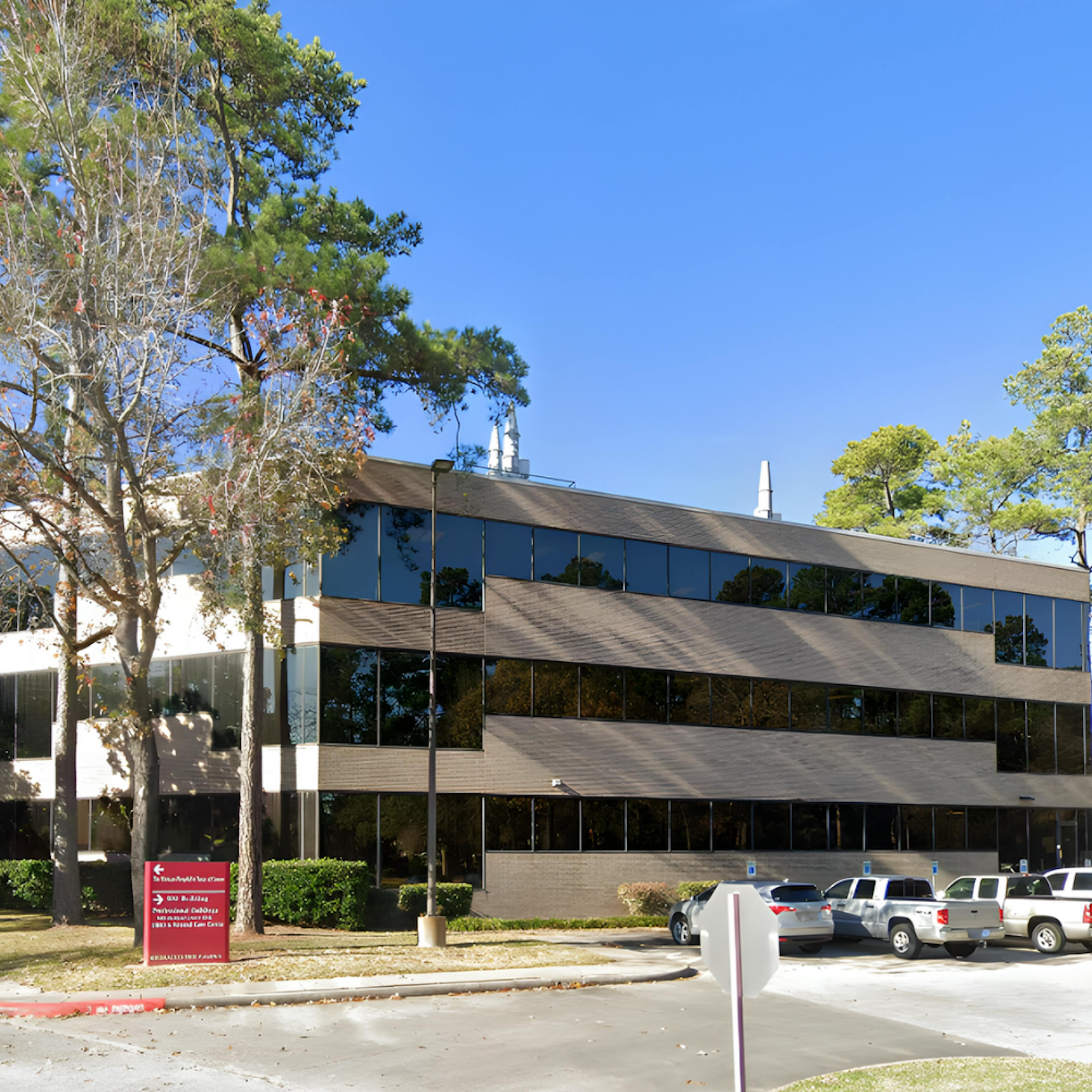 The exterior of CLS Health Primary Care Providers - Conroe located in the HCA Healthcare Conroe complex.