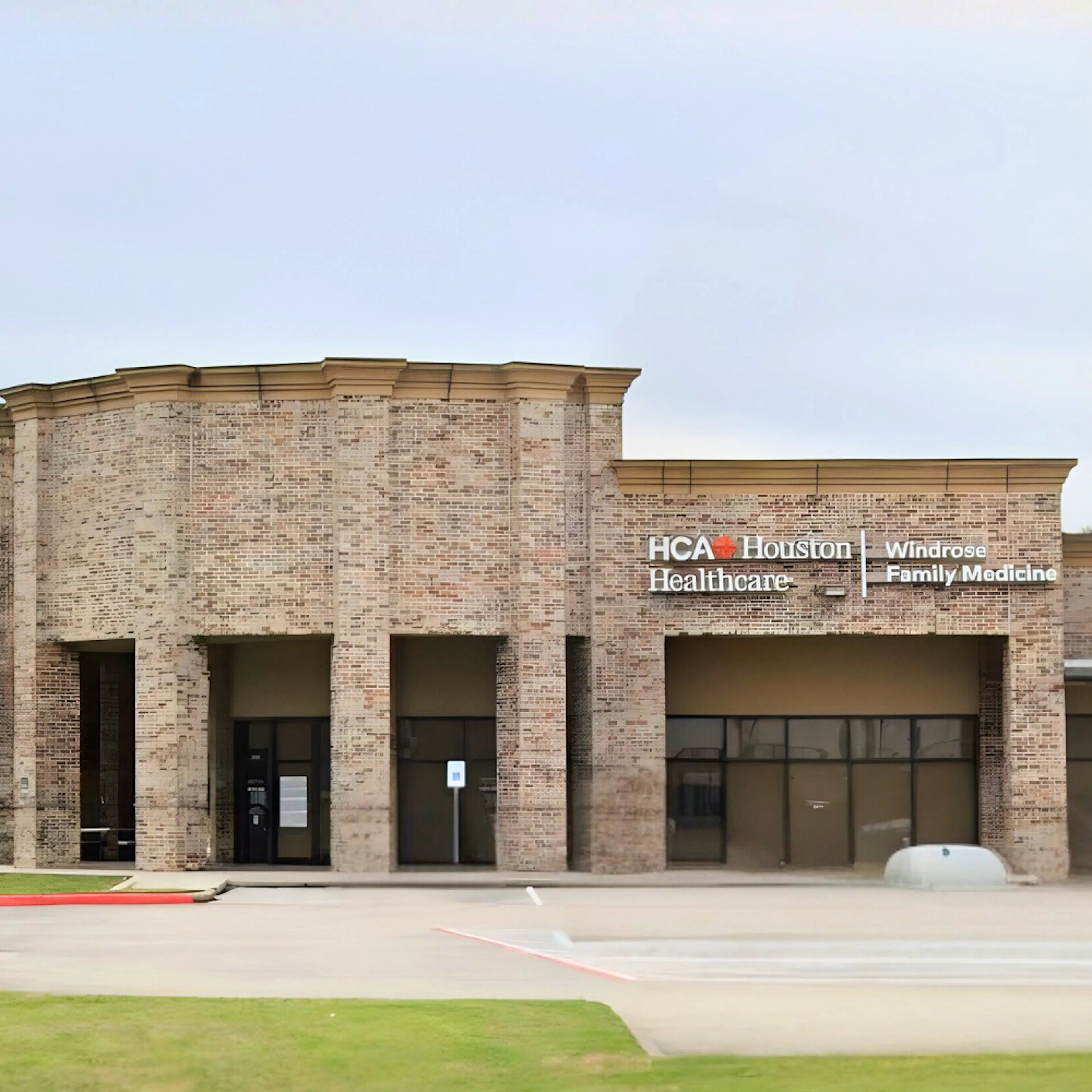 Exterior of CLS Health Primary Care Providers - Spring, where patients receive comprehensive care from board-certified PCPS.