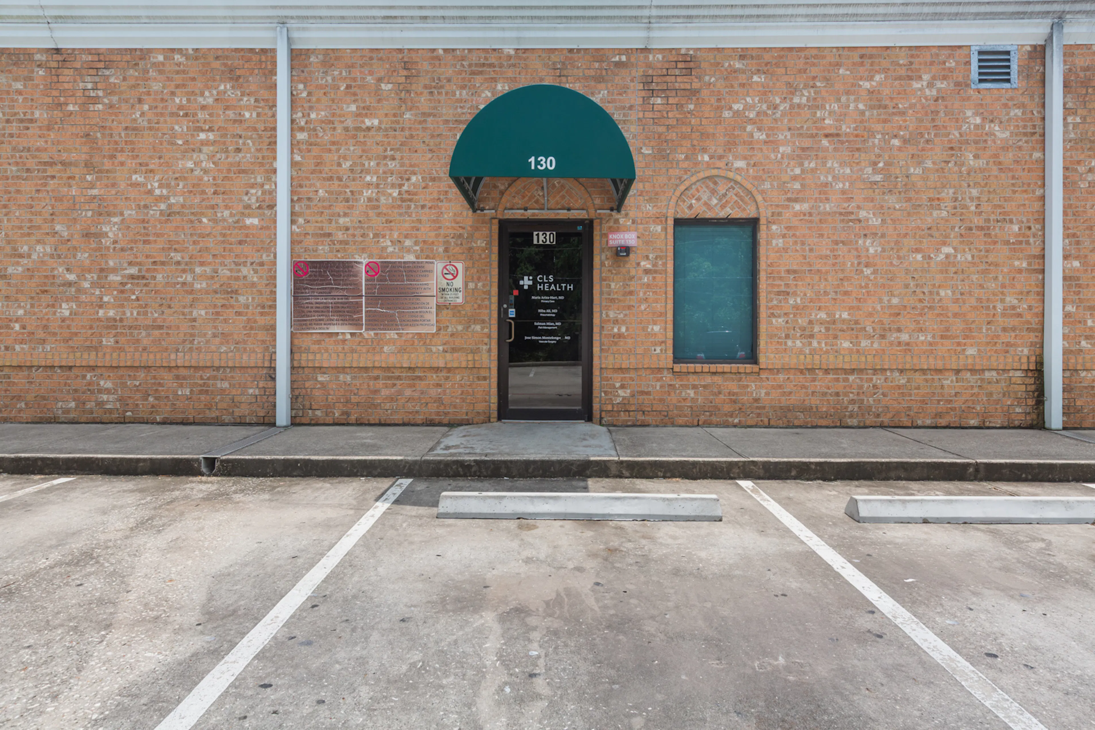 Exterior Image | CLS Health Pasadena, TX -Comprehensive Care Clinic, 5010 Crenshaw Road, Suite 130