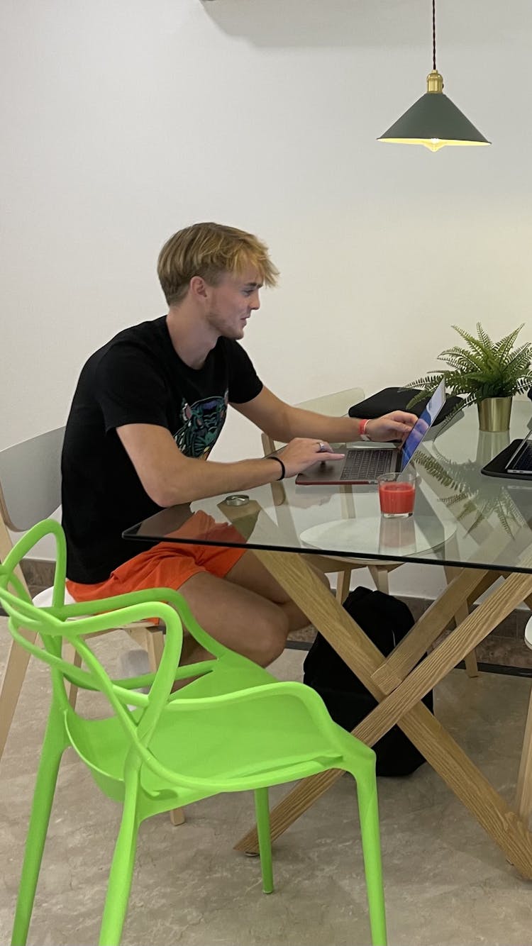 image Casa Mia member Matteo in Regalia 2