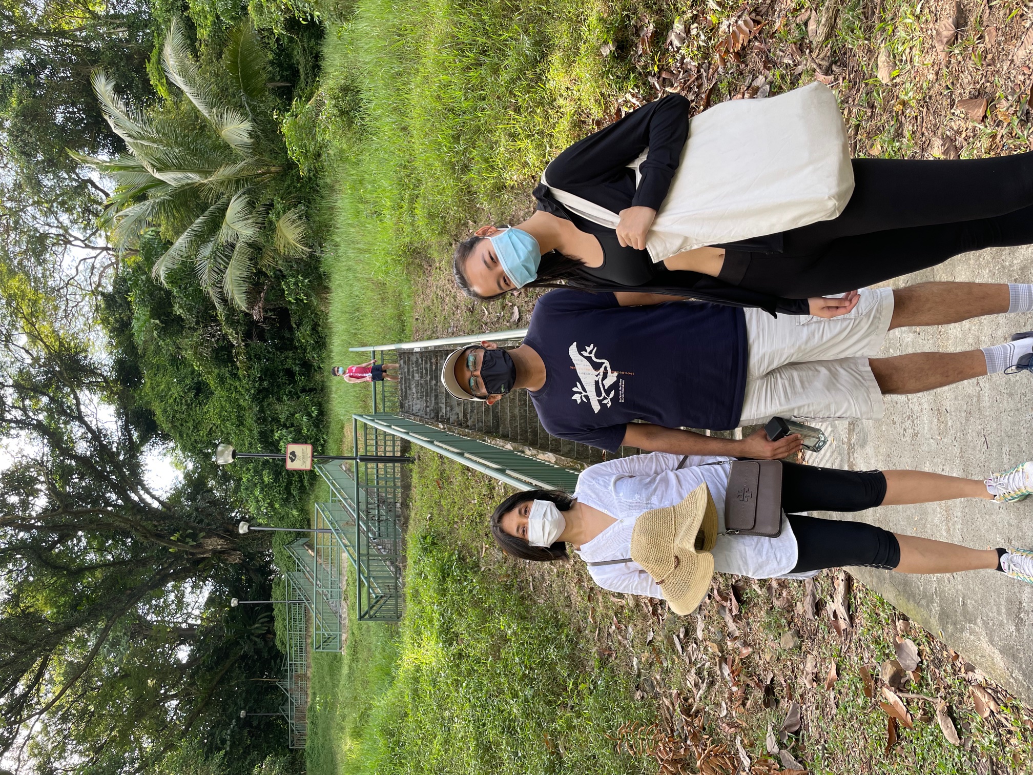 A few Casa Mia Coliving members on a hike