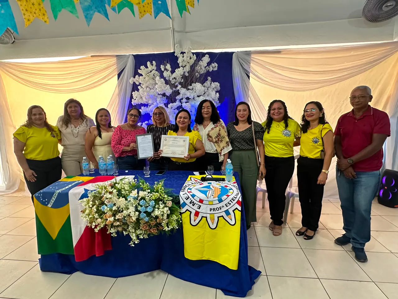 Comunidade escolar da EMEI Esterlina Cardoso Vilhena