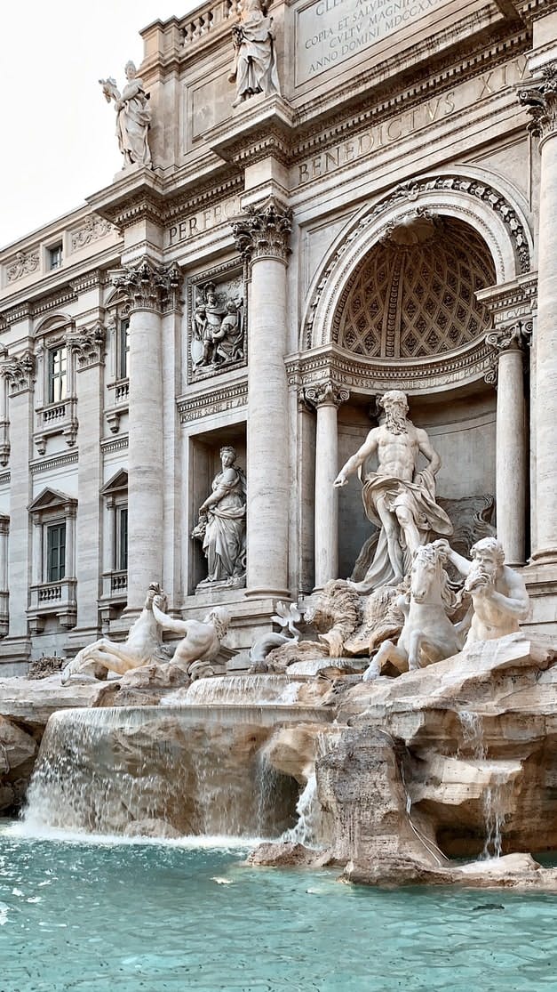 fontana di trevi