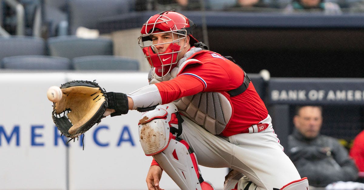 Developing Defensive-Minded Baseball Catchers