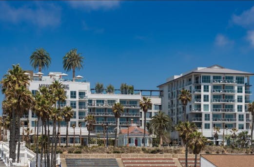 Large residential complexes with galvanized steel balcony and connection elements, showcasing corrosion-resistant galvanizing by Coatinc US designed for California’s diverse climate conditions.