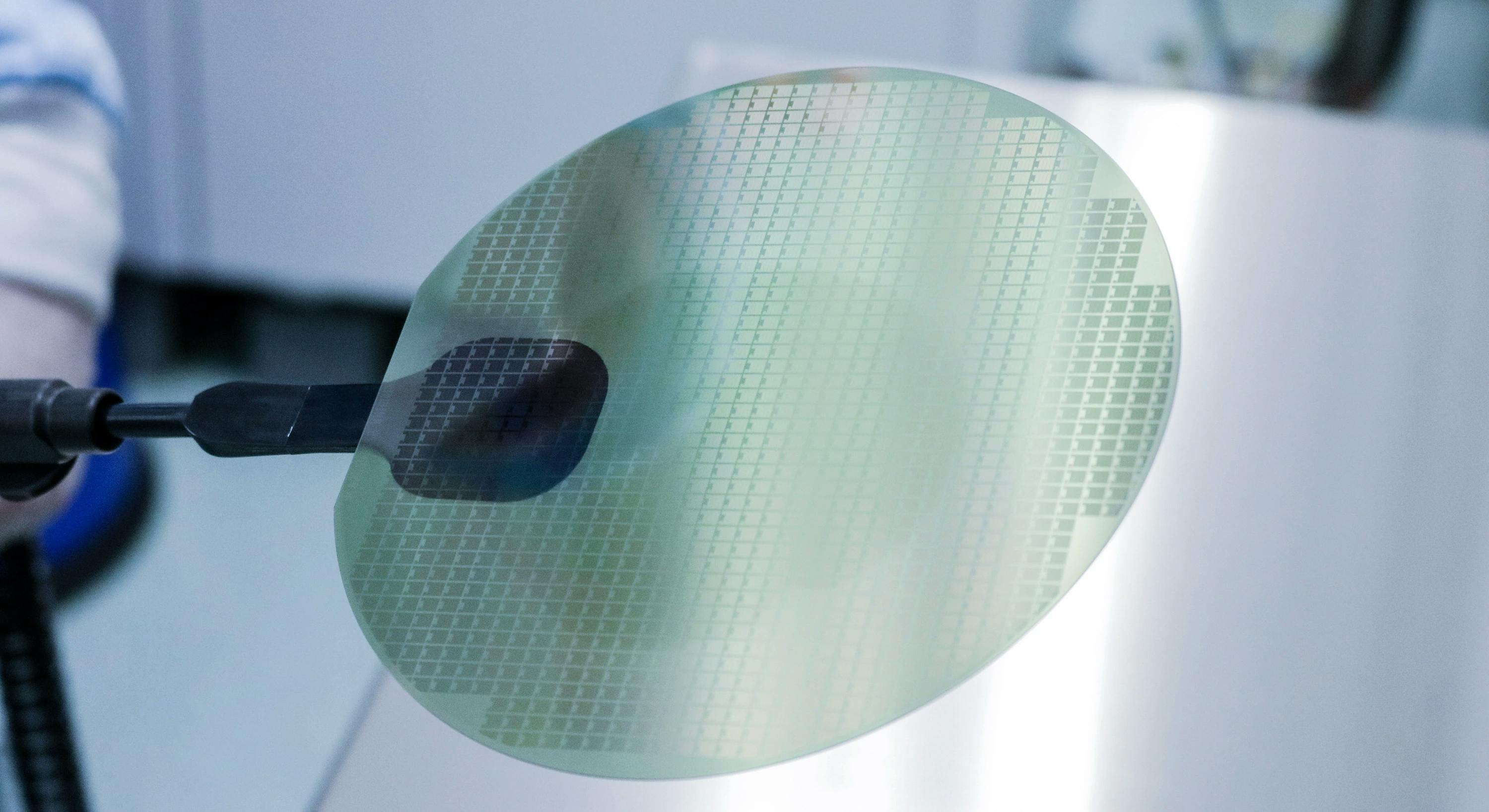 Prozessierter Siliziumcarbid-Wafer