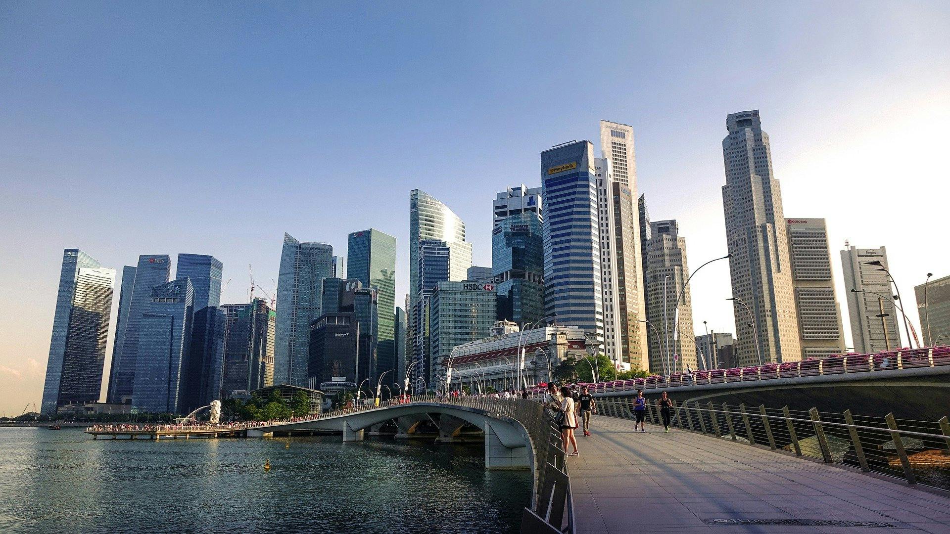 Singapore skyline, photo by Pixabay