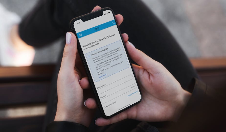 Mobile Ticketing Screen