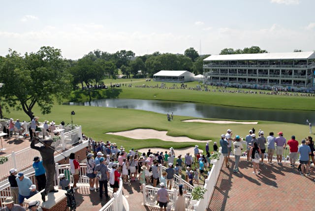 Hawk's Club Hole 18 View