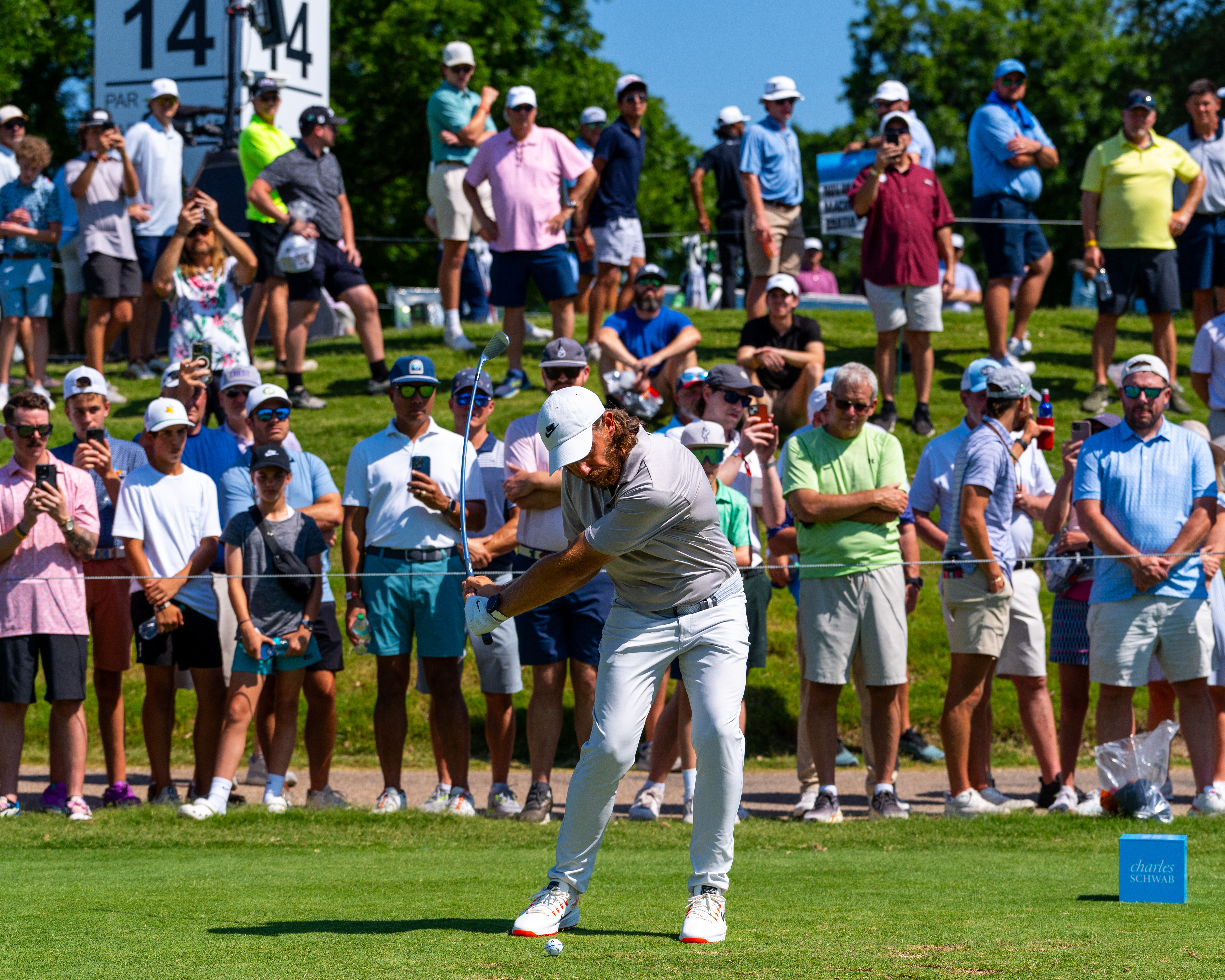 Tommy Fleetwood Chipping