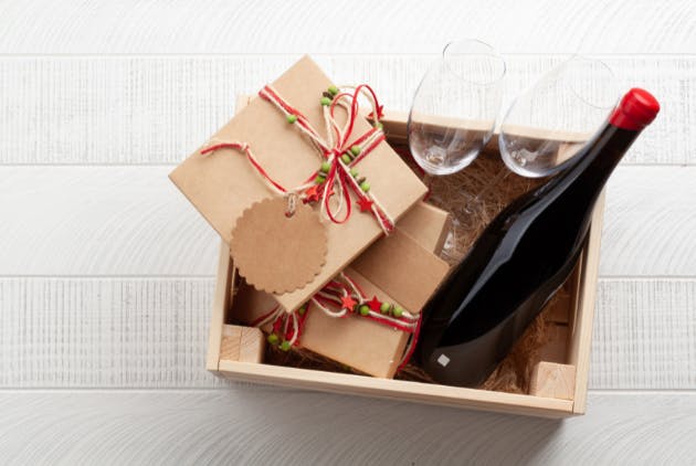 Why Corporate Gifting Should Be Part of Your Holiday Sales Strategy