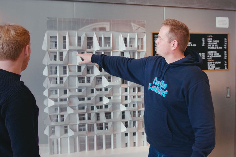 Cobe Videovorstellung mit Pleo