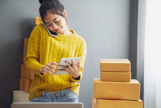 Selling Online: 6 Things You Need to Know About Your Small Business Taxes