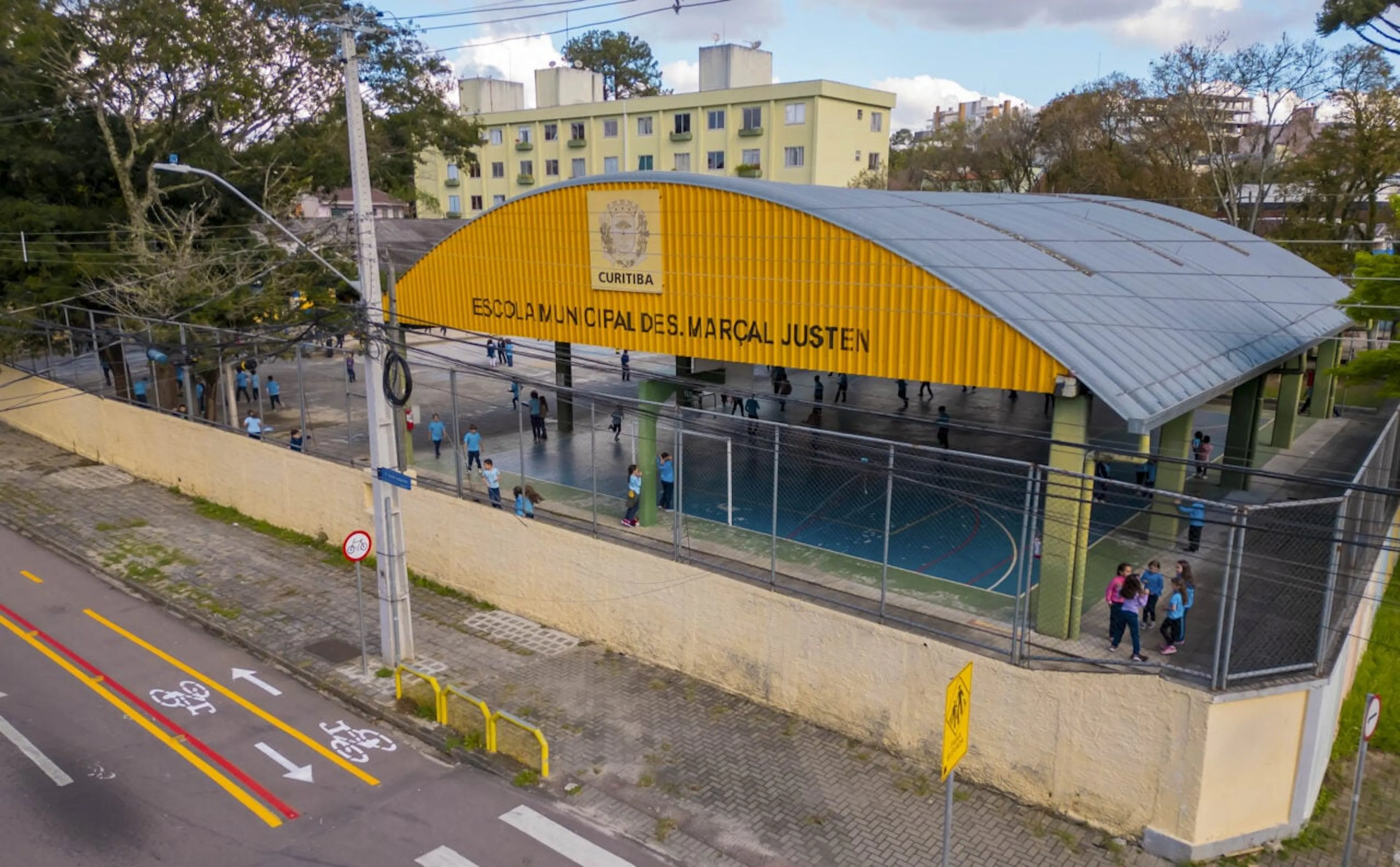 Curitiba convoca 92 professores de Educação Física aprovados em concurso