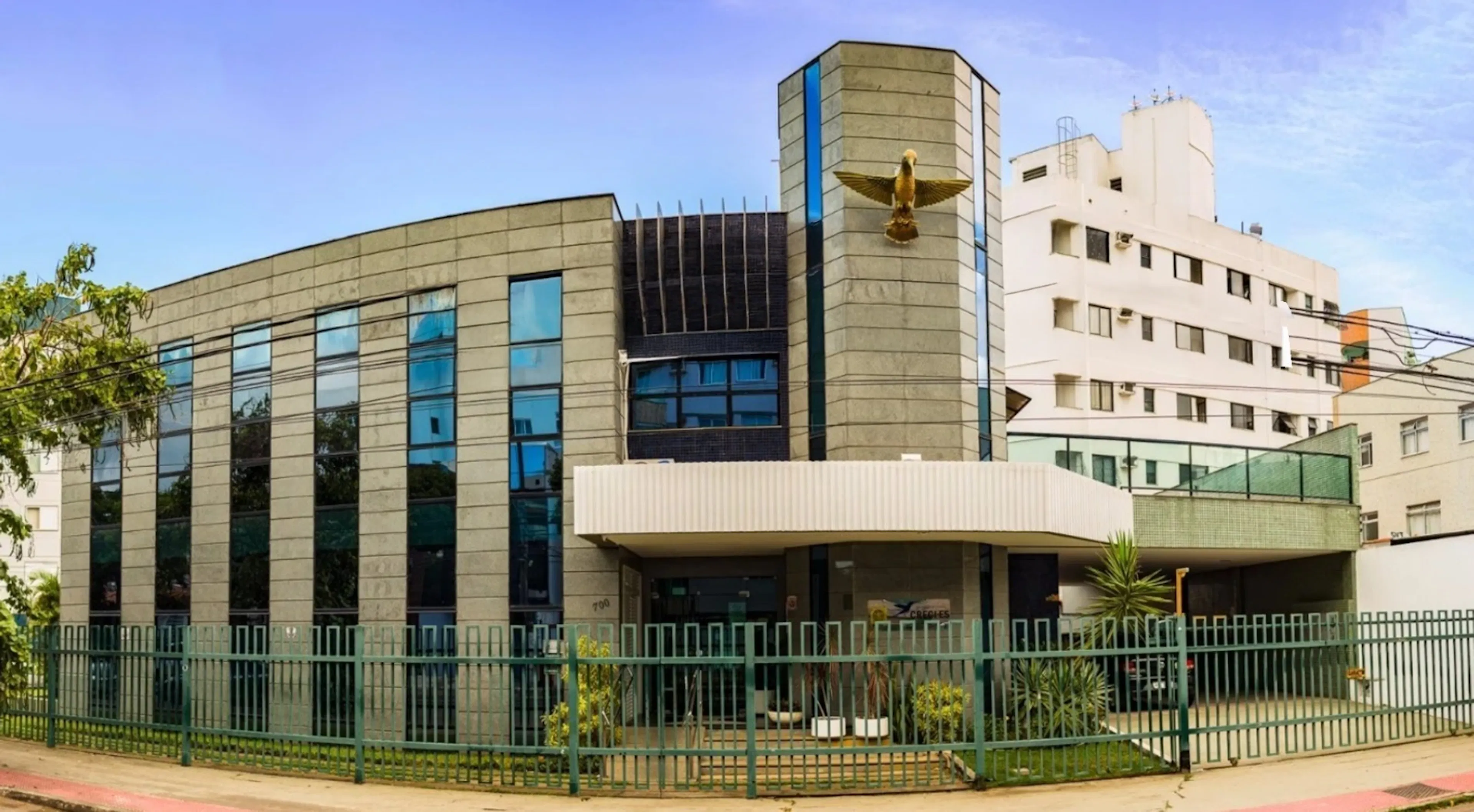 Creci-ES abre concurso público com salário de até R$ 8 mil