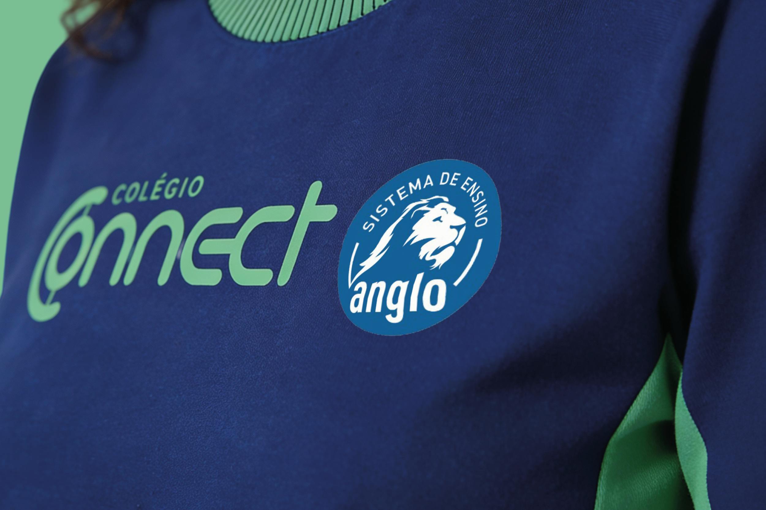 Sistema Anglo: 75 anos de história e resultados comprovados